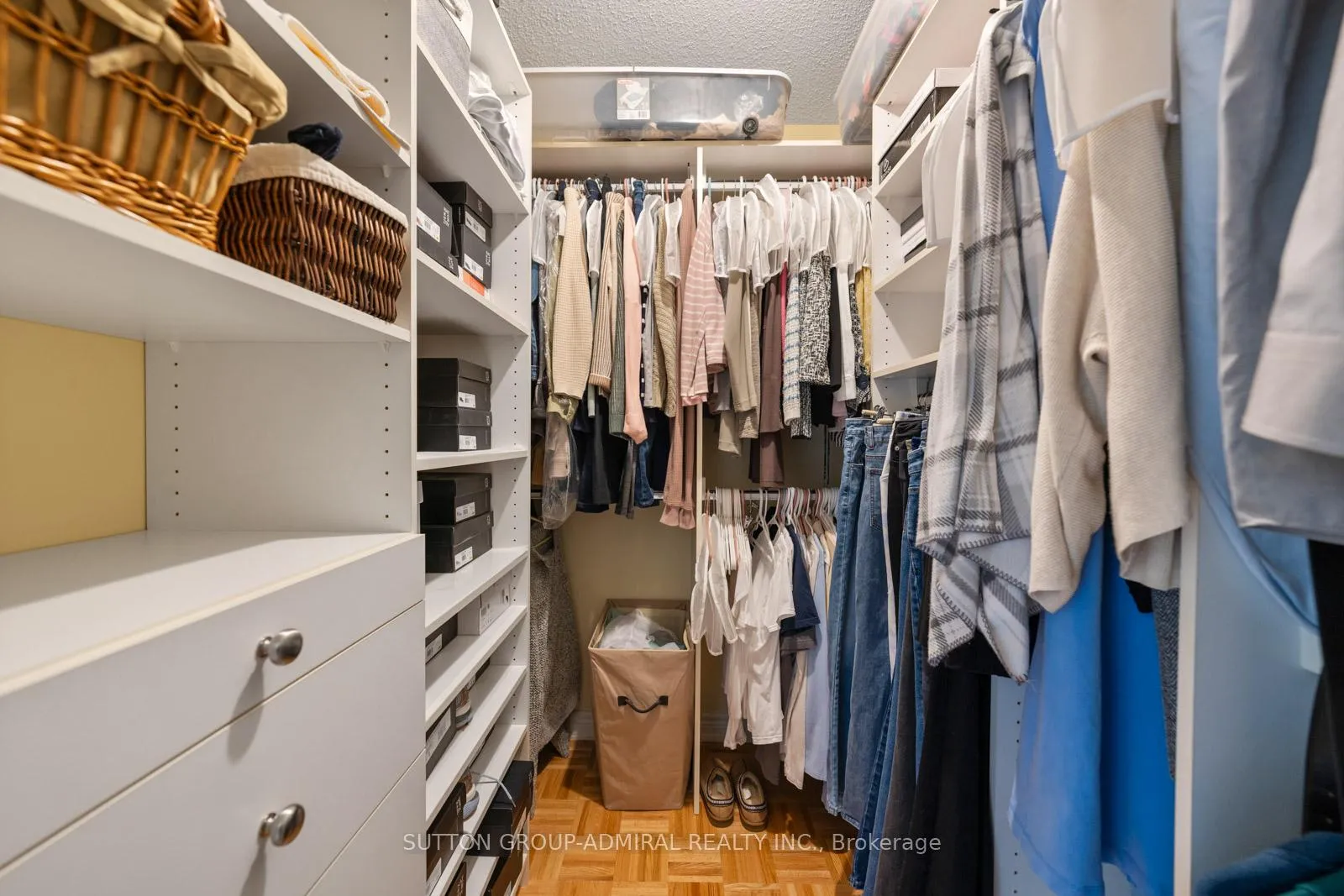 Photo 32 of 90 Summeridge Drive, Vaughan, Patterson — HOMEH
