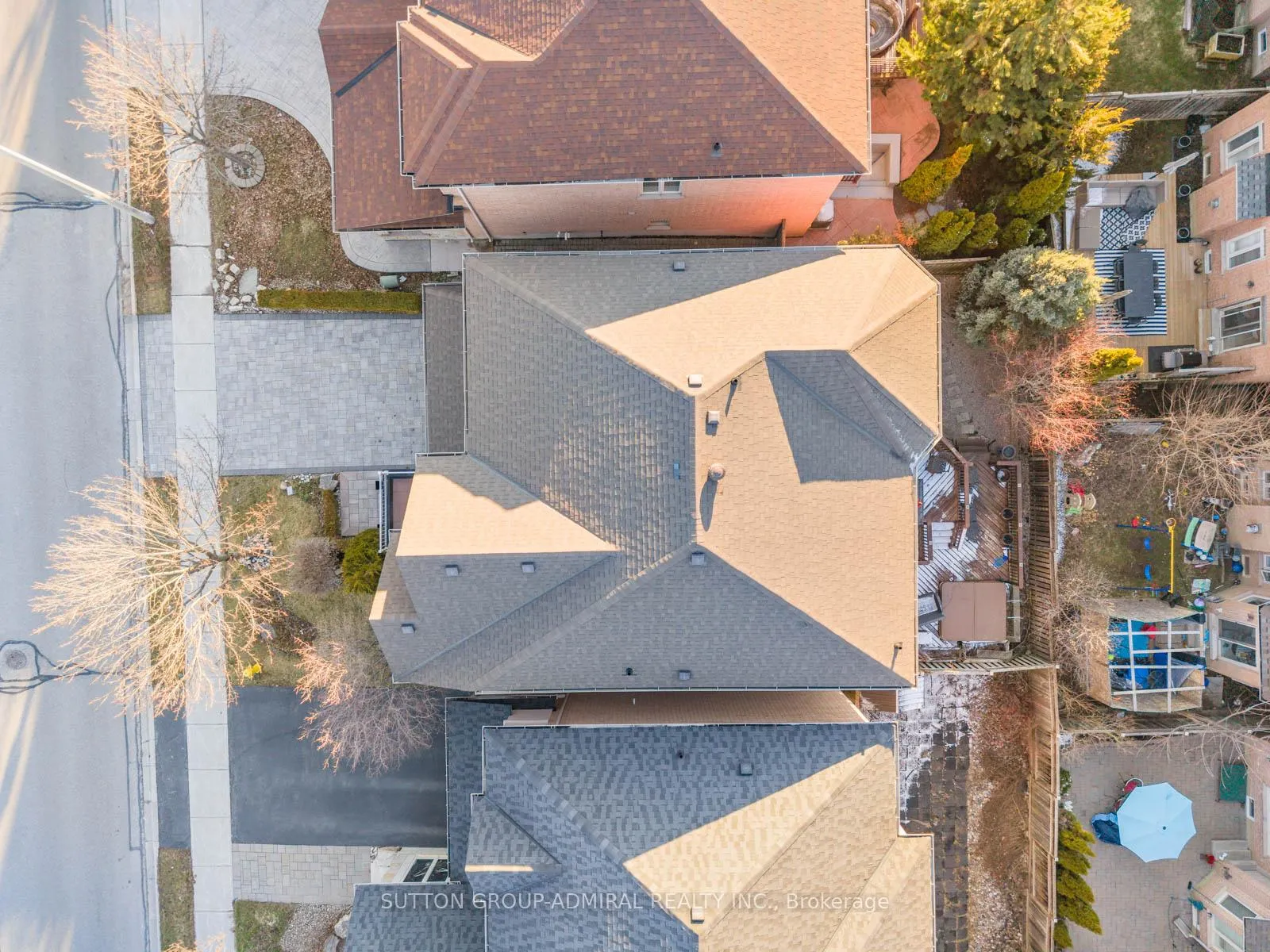 Photo 47 of 90 Summeridge Drive, Vaughan, Patterson — HOMEH