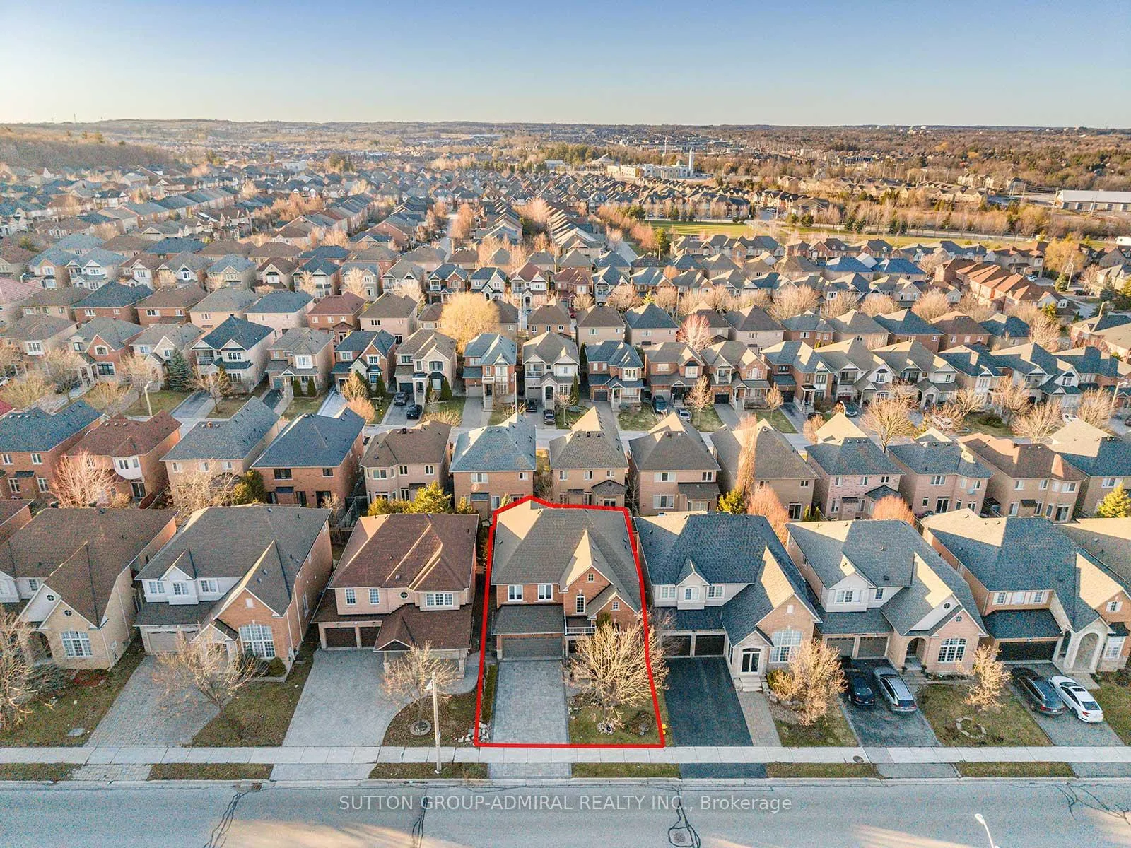 Photo 48 of 90 Summeridge Drive, Vaughan, Patterson — HOMEH