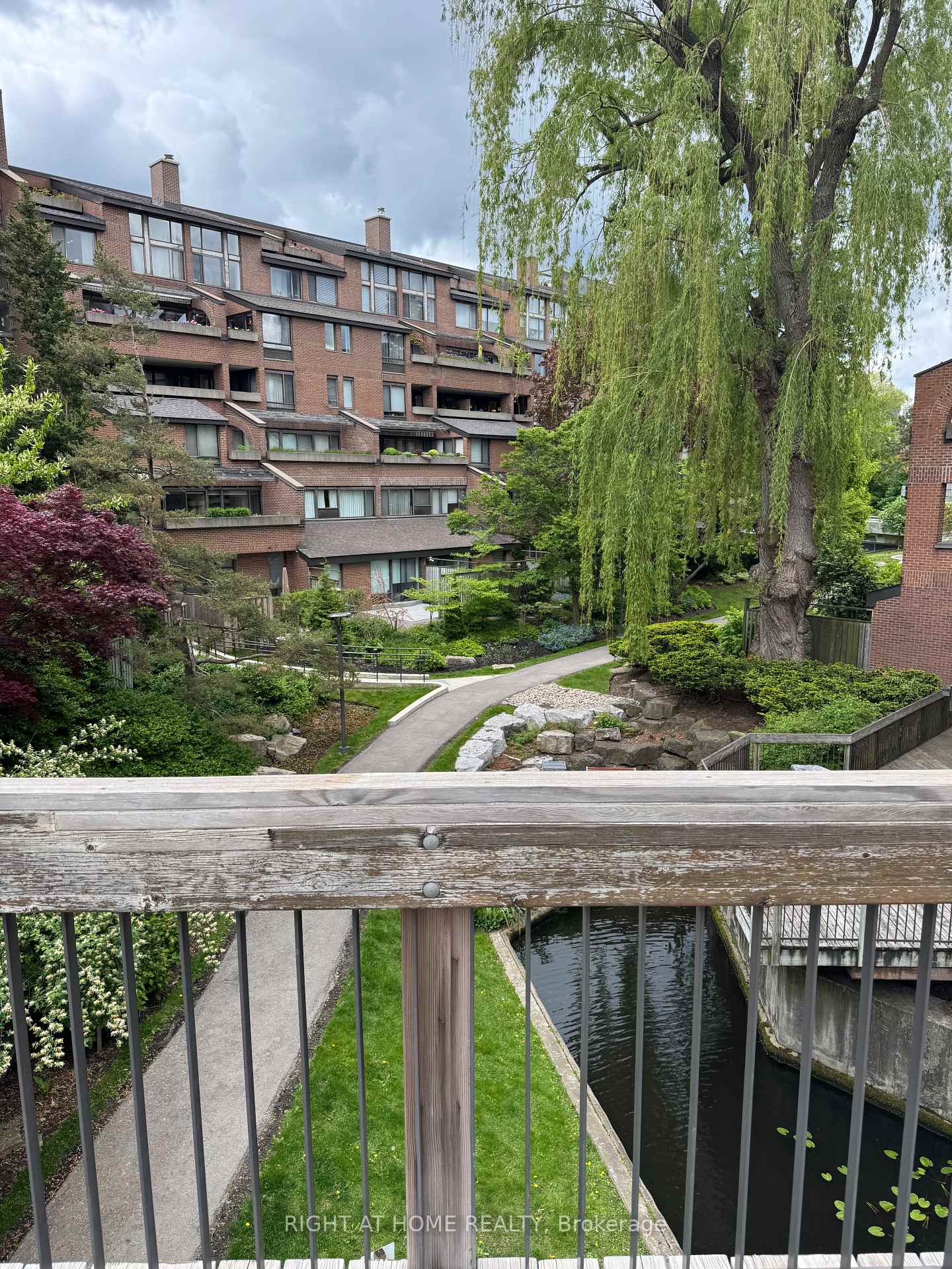 Photo 6 of Unit 318, 40 Sylvan Valley Way, Toronto, Bedford Park-Nortown — HOMEH