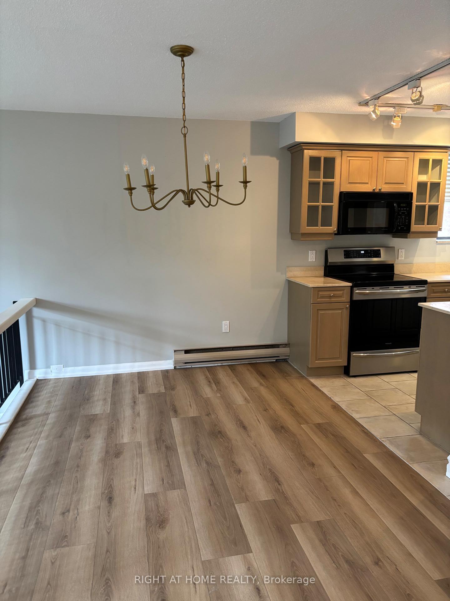 Photo 11 of Unit 318, 40 Sylvan Valley Way, Toronto, Bedford Park-Nortown — HOMEH