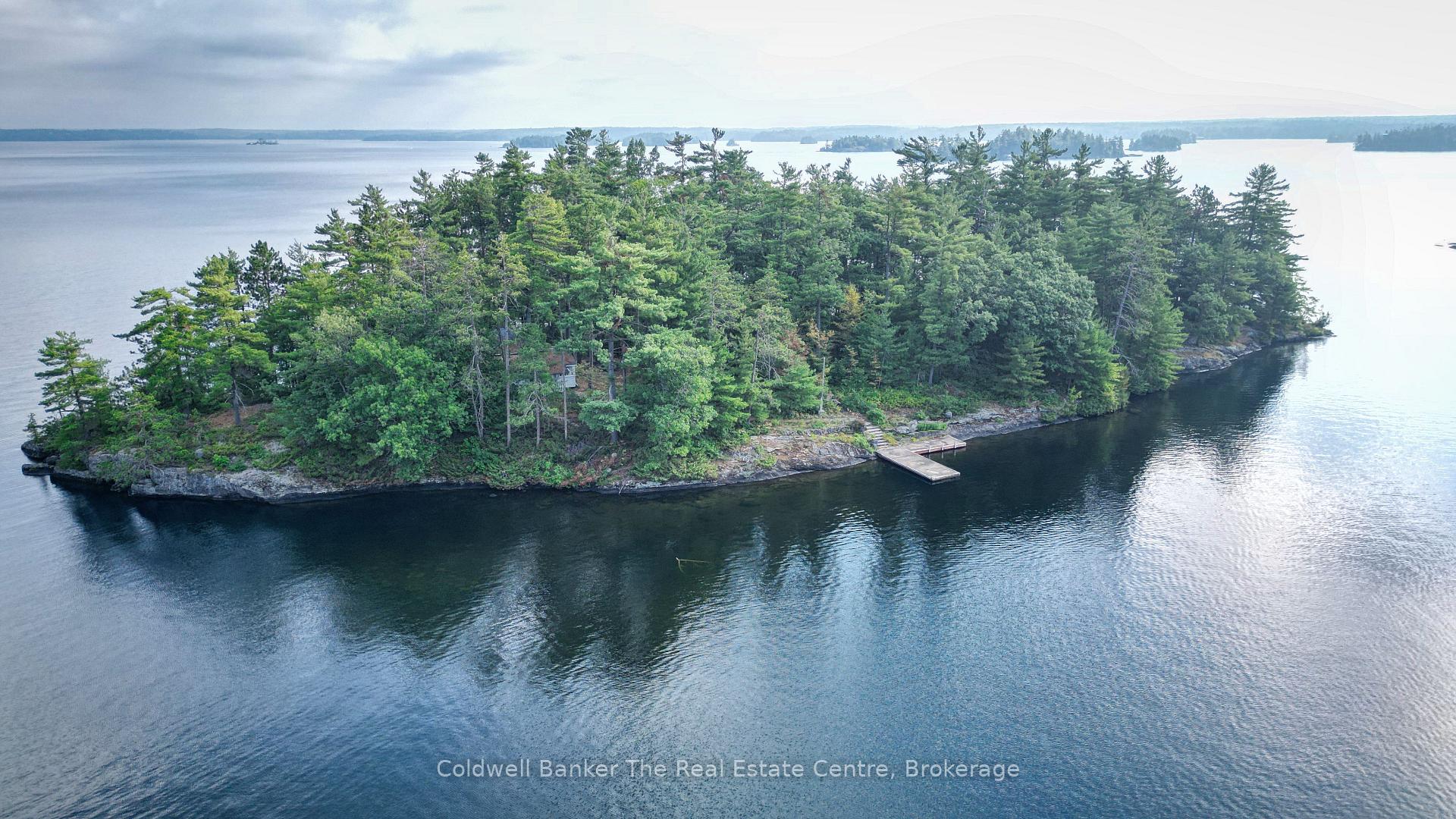 Front of 1 Island 3LM