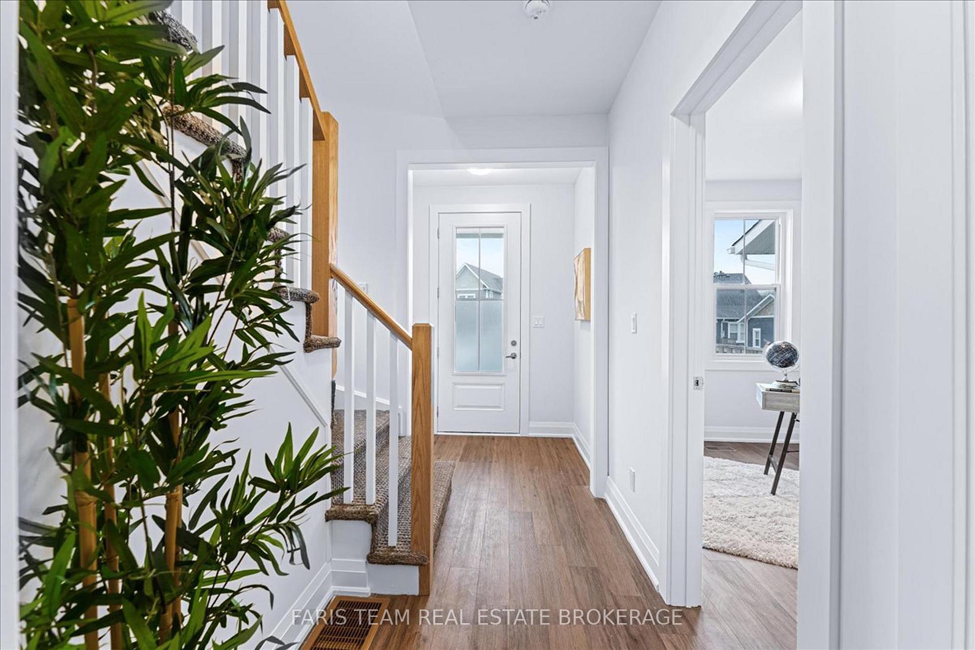 Photo 6 of 27 Julia Crescent, Midland — HOMEH