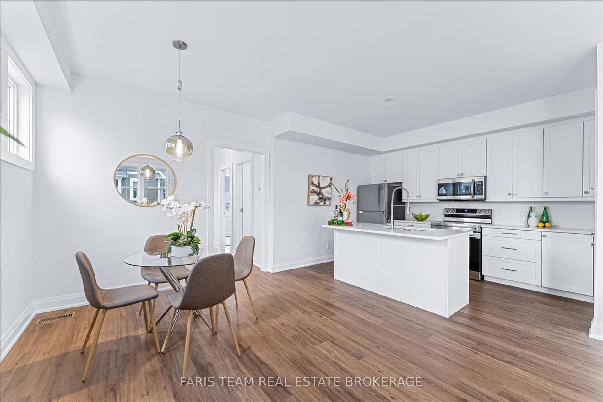 Photo 11 of 27 Julia Crescent, Midland — HOMEH