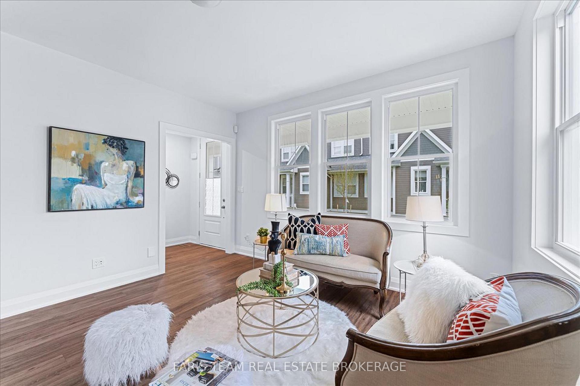 Photo 13 of 27 Julia Crescent, Midland — HOMEH