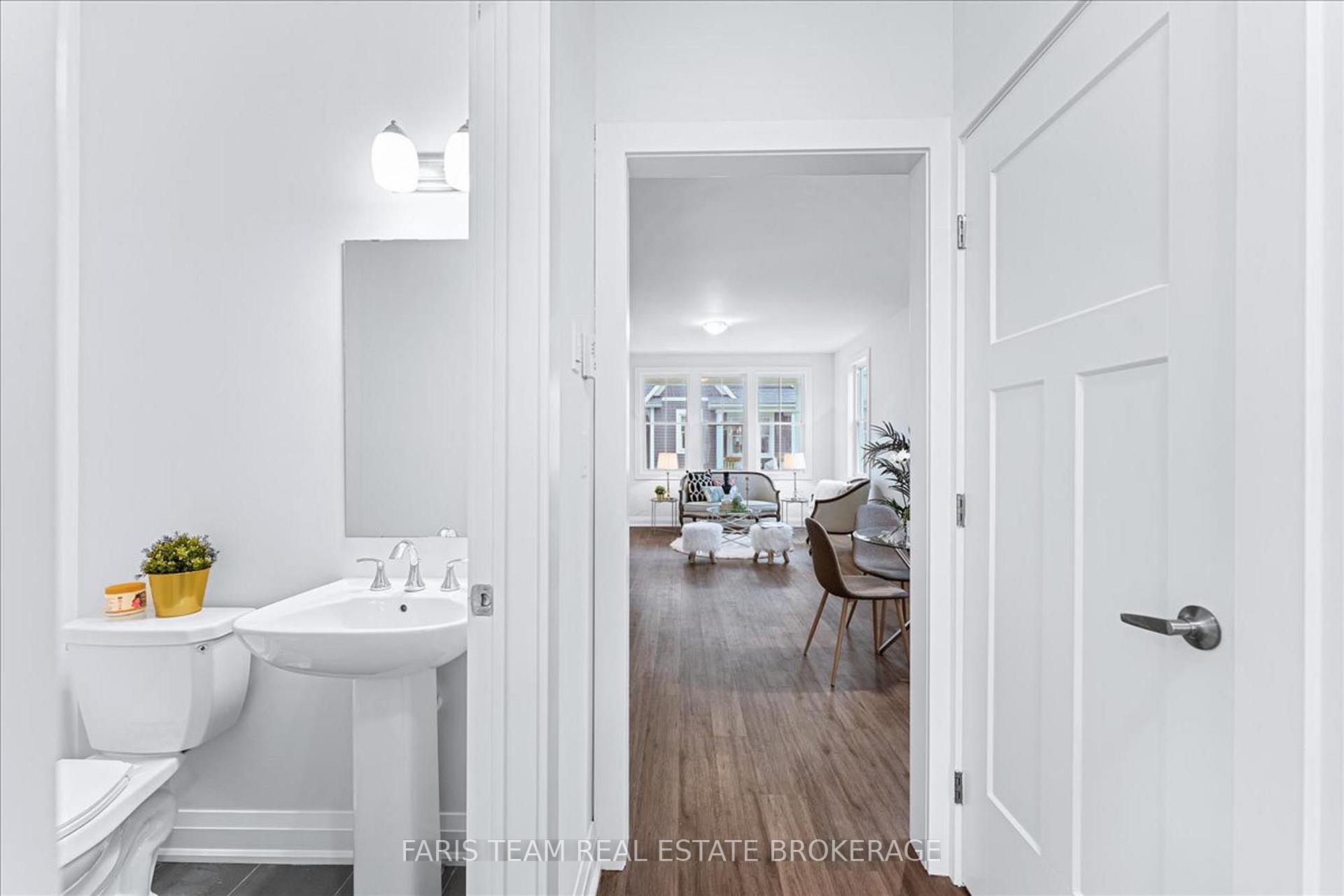 Photo 19 of 27 Julia Crescent, Midland — HOMEH