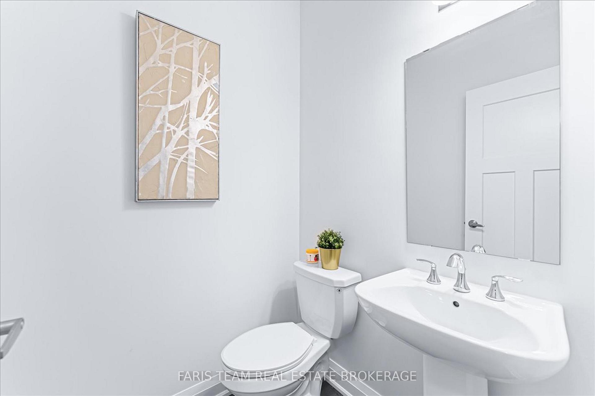 Photo 20 of 27 Julia Crescent, Midland — HOMEH