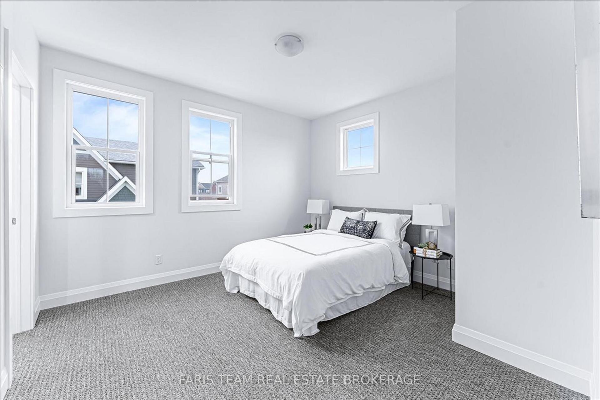 Photo 26 of 27 Julia Crescent, Midland — HOMEH