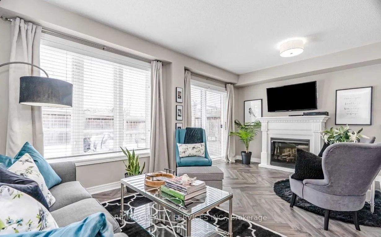 Photo 5 of Unit 10, 430 Mapleview Drive E, Barrie, Painswick South — HOMEH