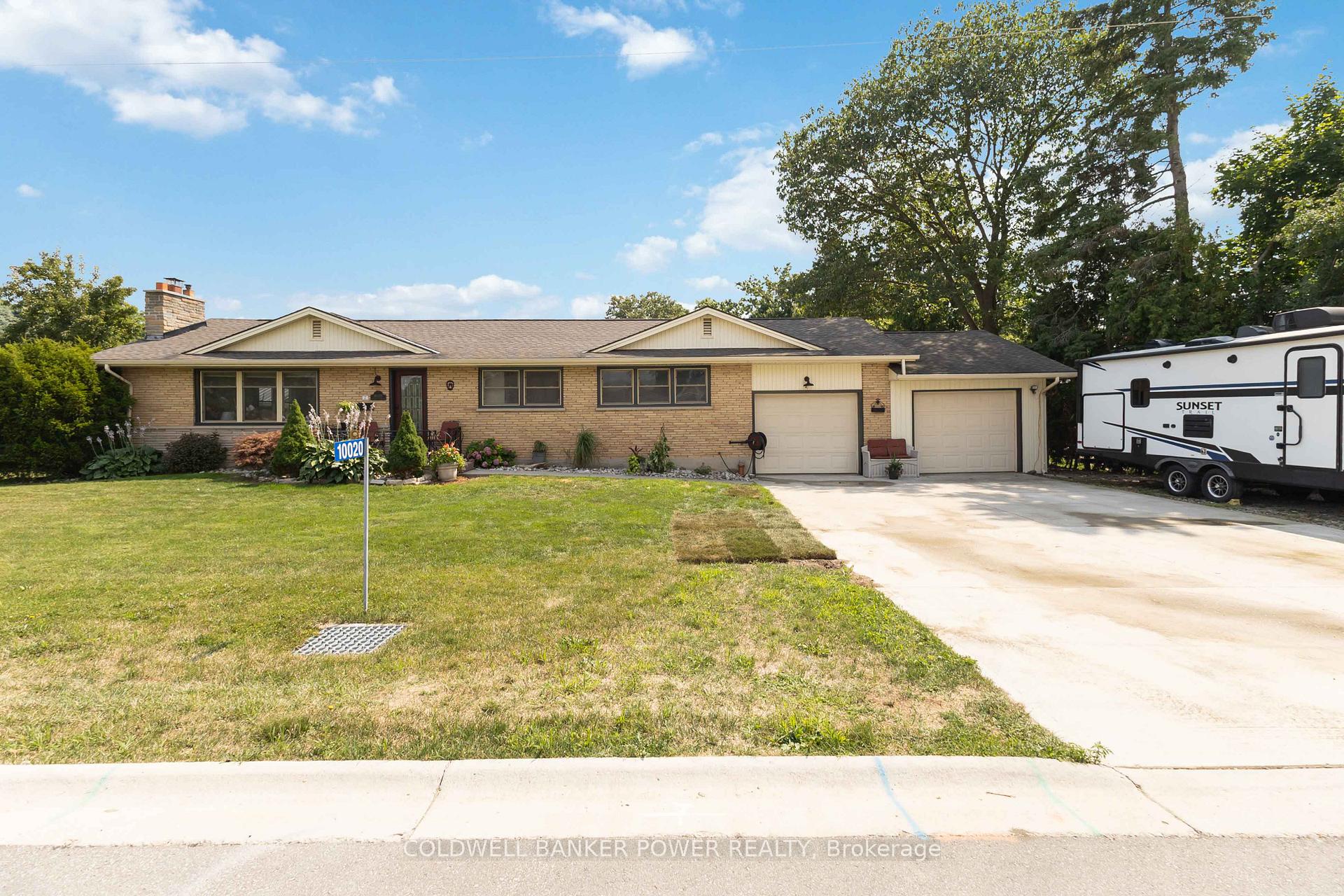 Photo 2 of 10020 Lynhurst Park Drive, Central Elgin, Lynhurst — HOMEH