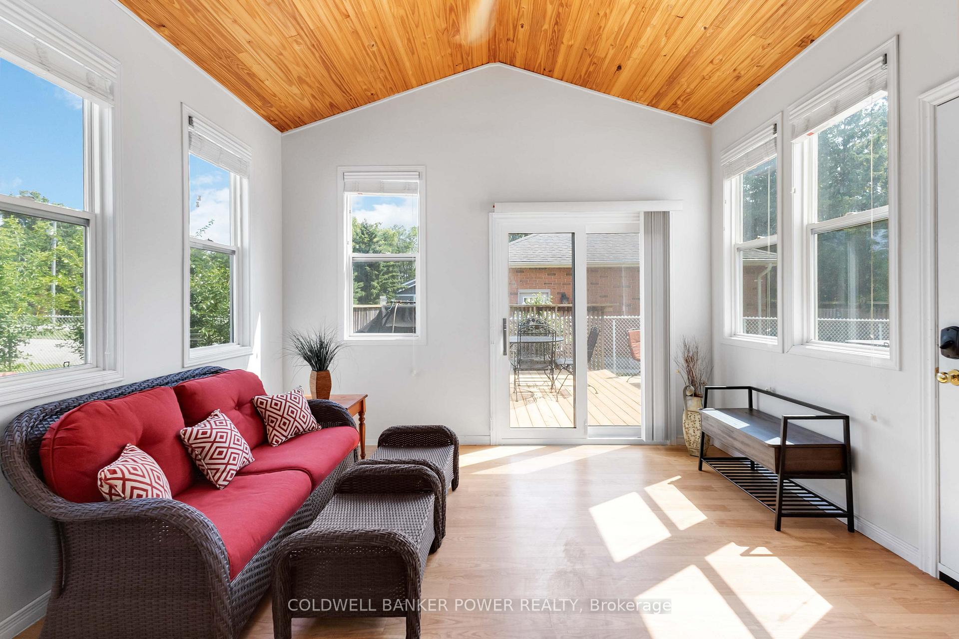 Photo 16 of 10020 Lynhurst Park Drive, Central Elgin, Lynhurst — HOMEH