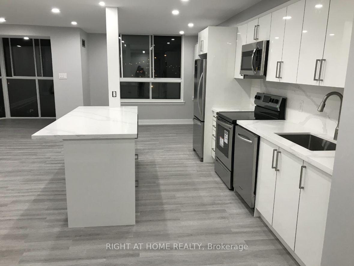 Photo 6 of Unit 607, 271 Ridley Boulevard, Toronto, Bedford Park-Nortown — HOMEH
