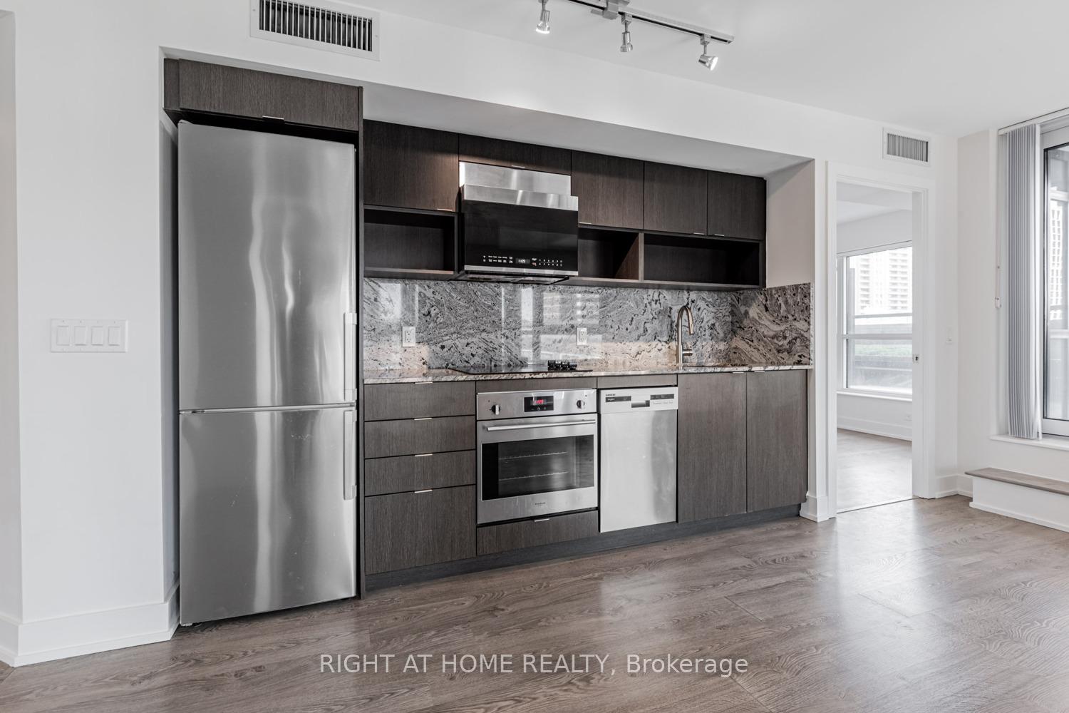 Photo 7 of Unit 318, 9 Mabelle Avenue, Etobicoke, Islington-City Centre West — HOMEH