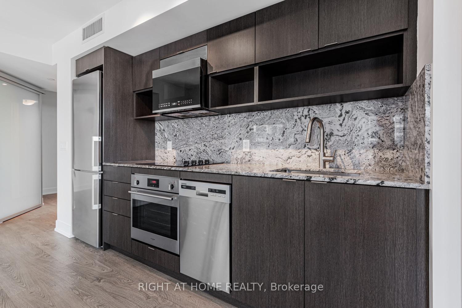 Photo 9 of Unit 318, 9 Mabelle Avenue, Etobicoke, Islington-City Centre West — HOMEH