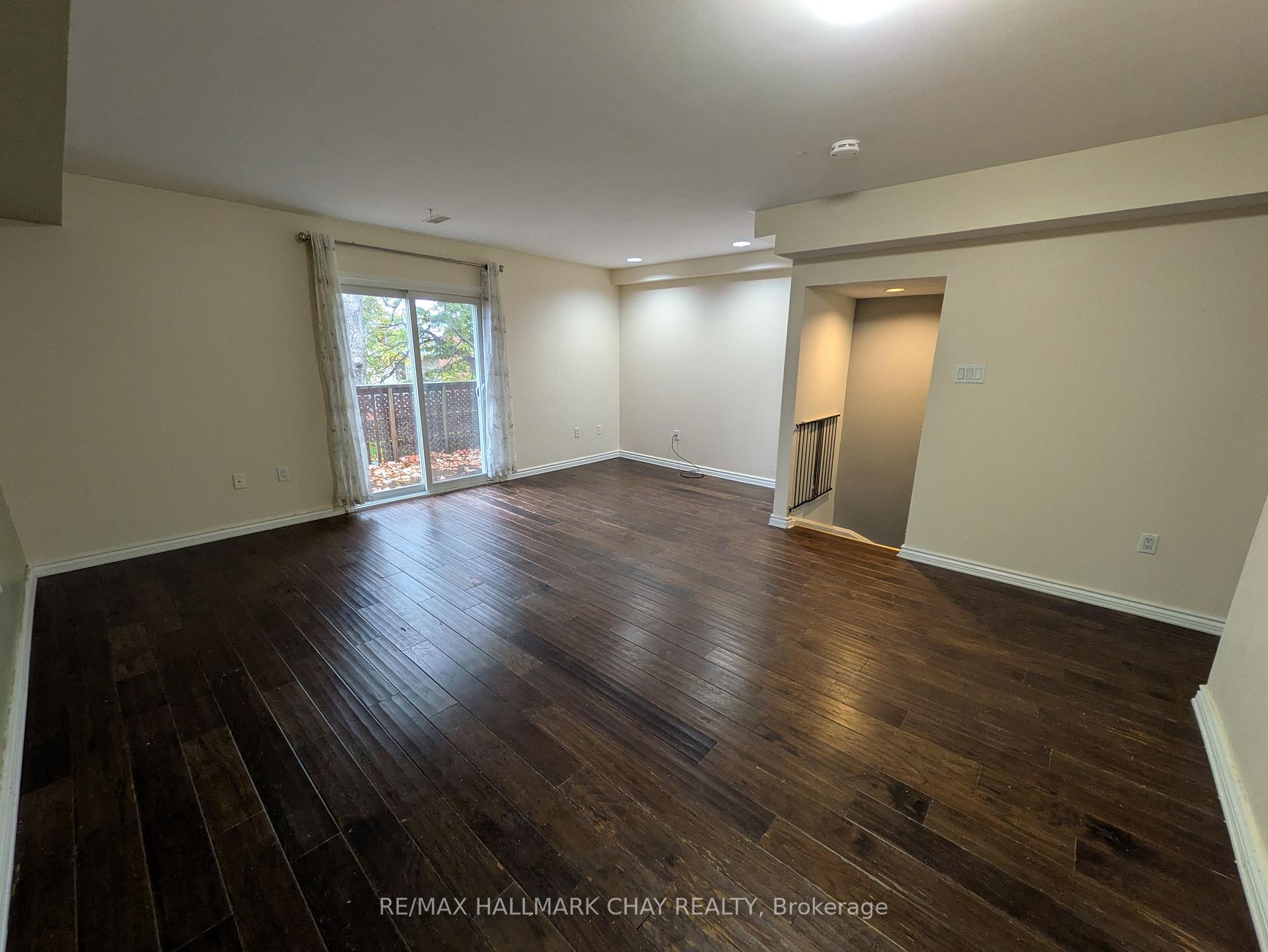 Photo 2 of Unit 22, 119 D'ambrosio Drive, Barrie, Painswick North — HOMEH