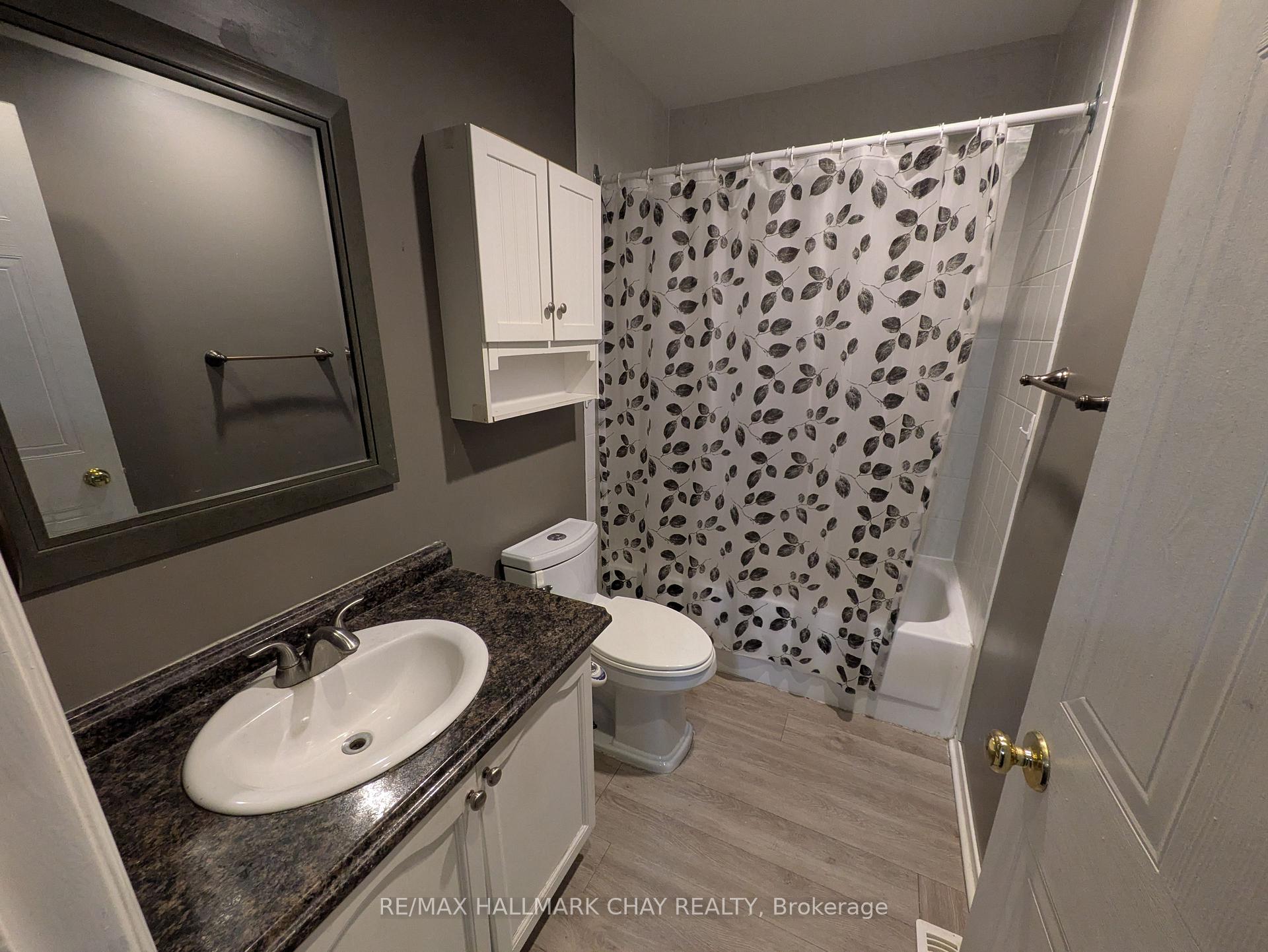 Photo 8 of Unit 22, 119 D'ambrosio Drive, Barrie, Painswick North — HOMEH