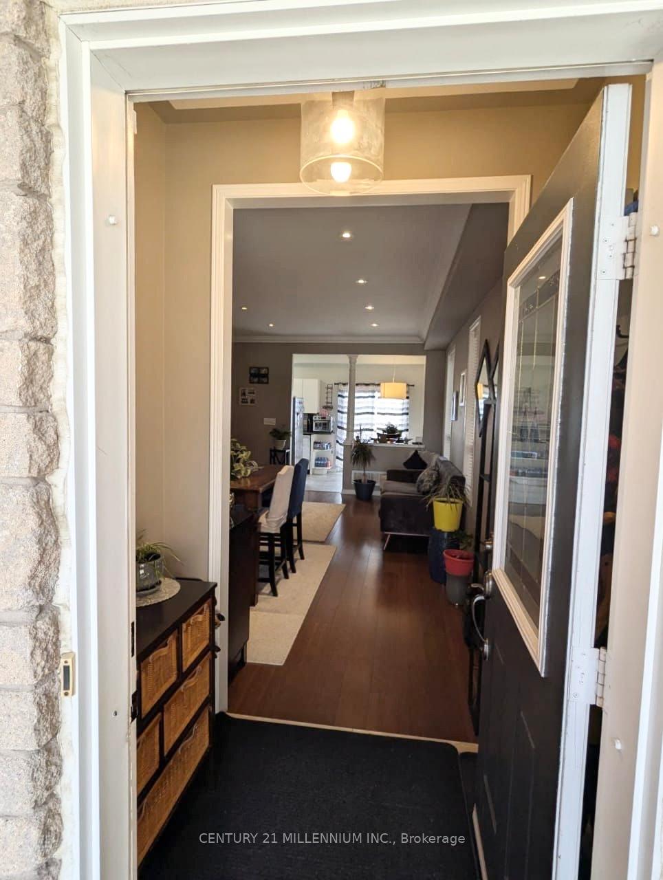 Photo 4 of 25 Hesketh Court, Caledon, Rural Caledon — HOMEH