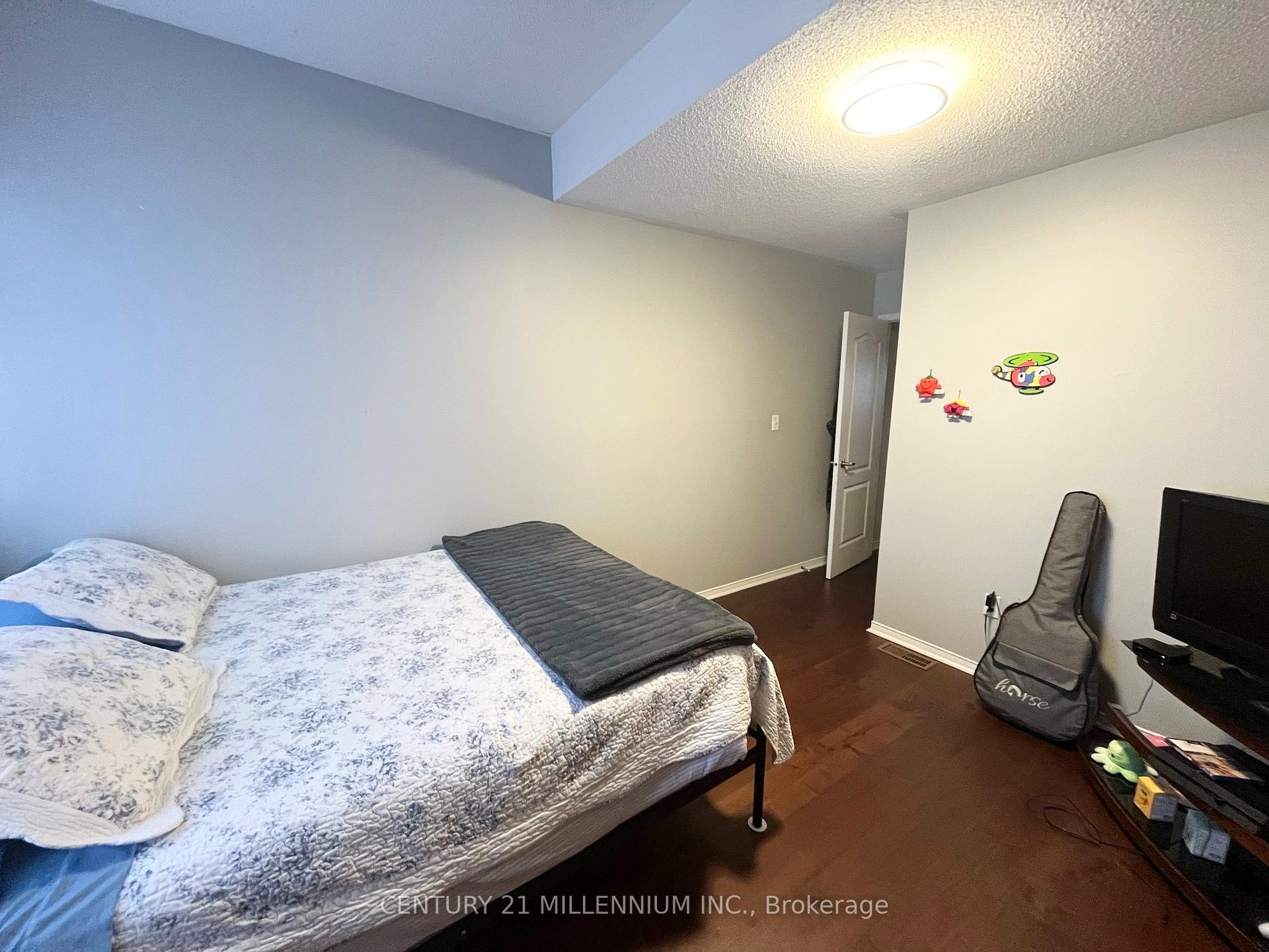 Photo 20 of 25 Hesketh Court, Caledon, Rural Caledon — HOMEH