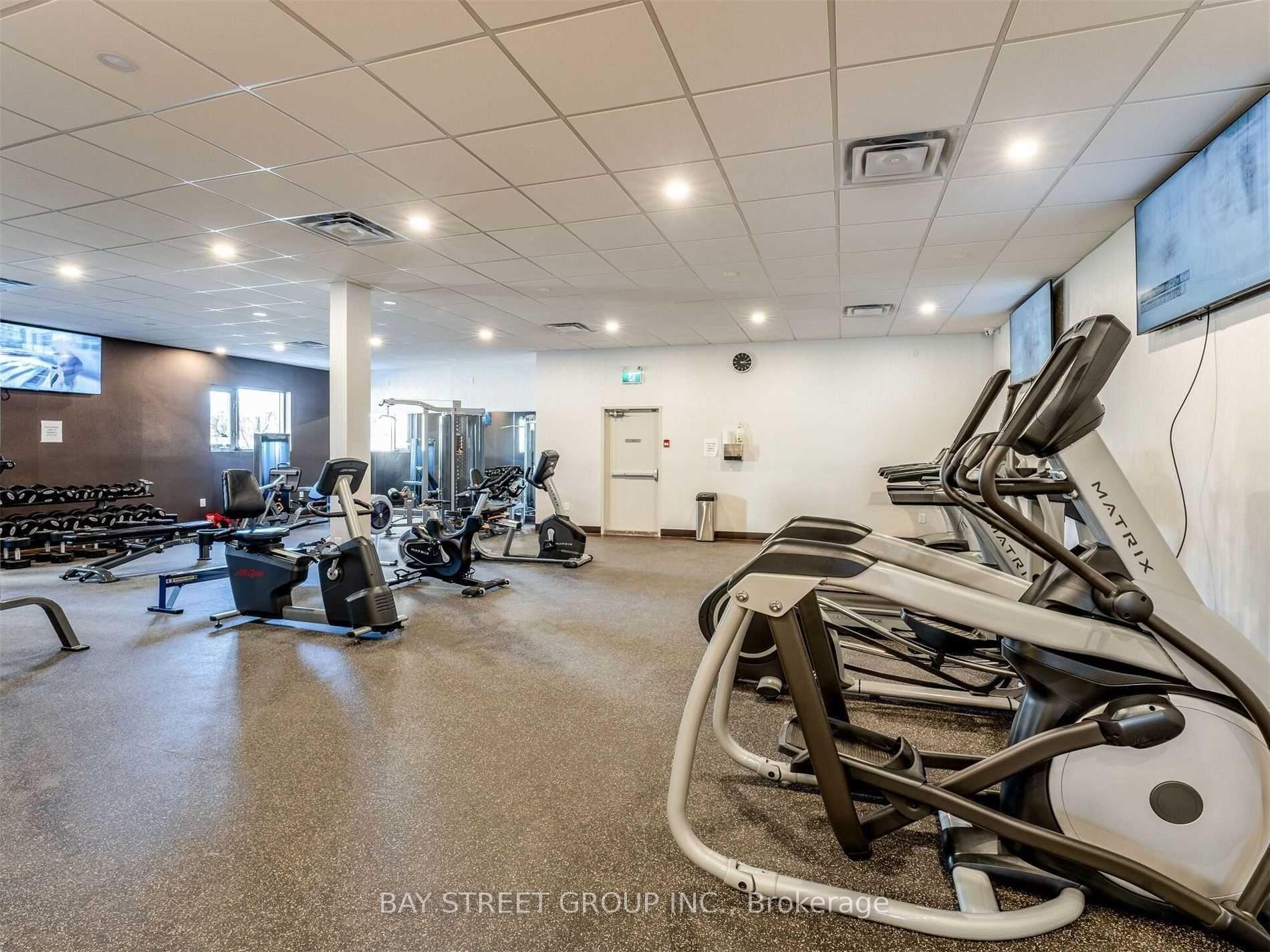 Photo 21 of Unit 2009, 812 Burnhamthorpe Road, Etobicoke, Markland Wood — HOMEH