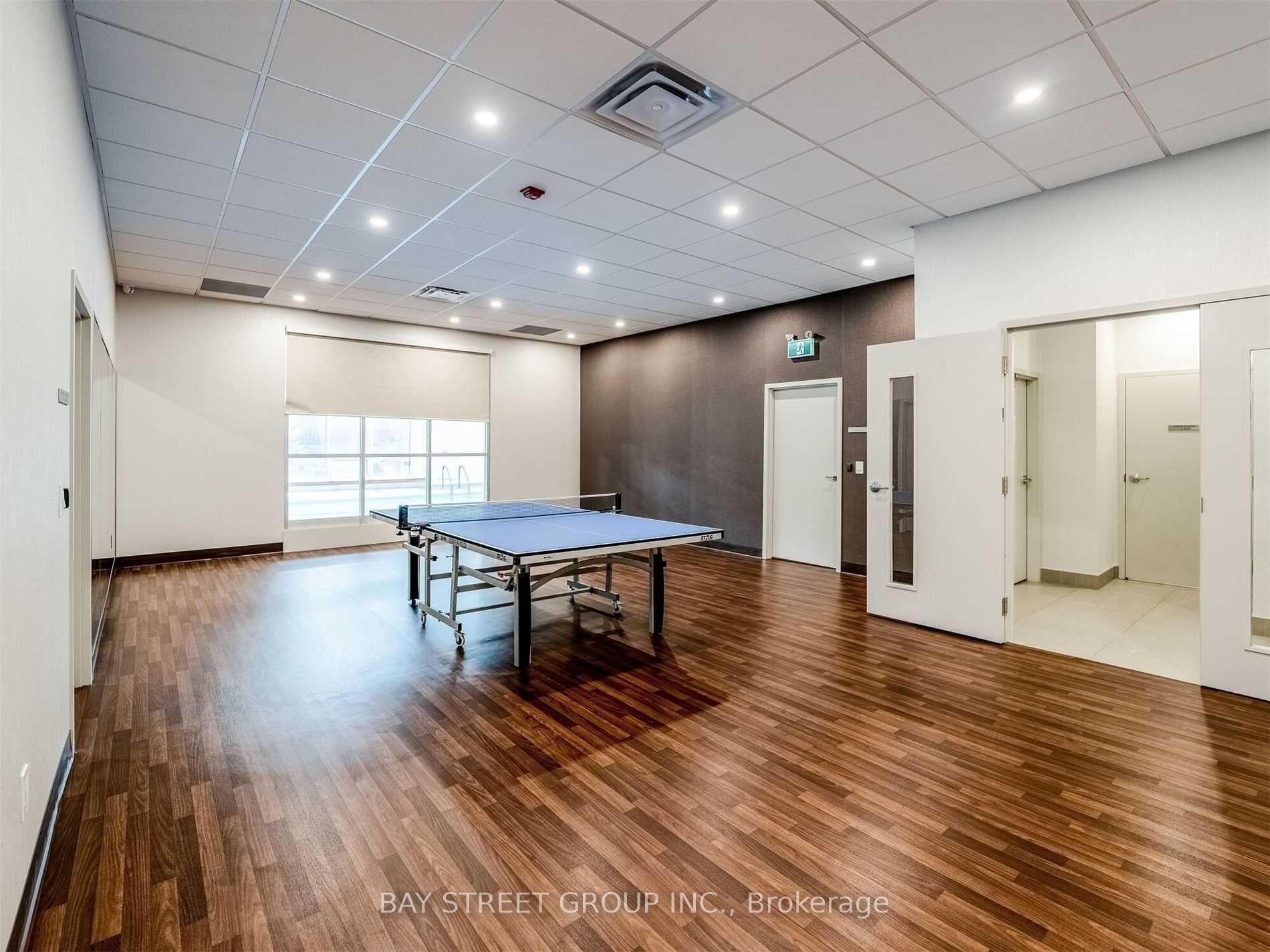 Photo 22 of Unit 2009, 812 Burnhamthorpe Road, Etobicoke, Markland Wood — HOMEH