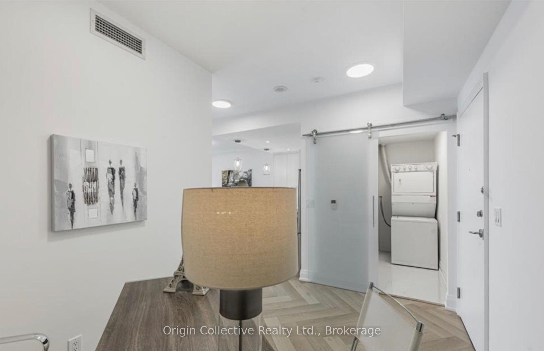 Photo 4 of Unit 903, 33 Cox Boulevard, Markham, Unionville — HOMEH
