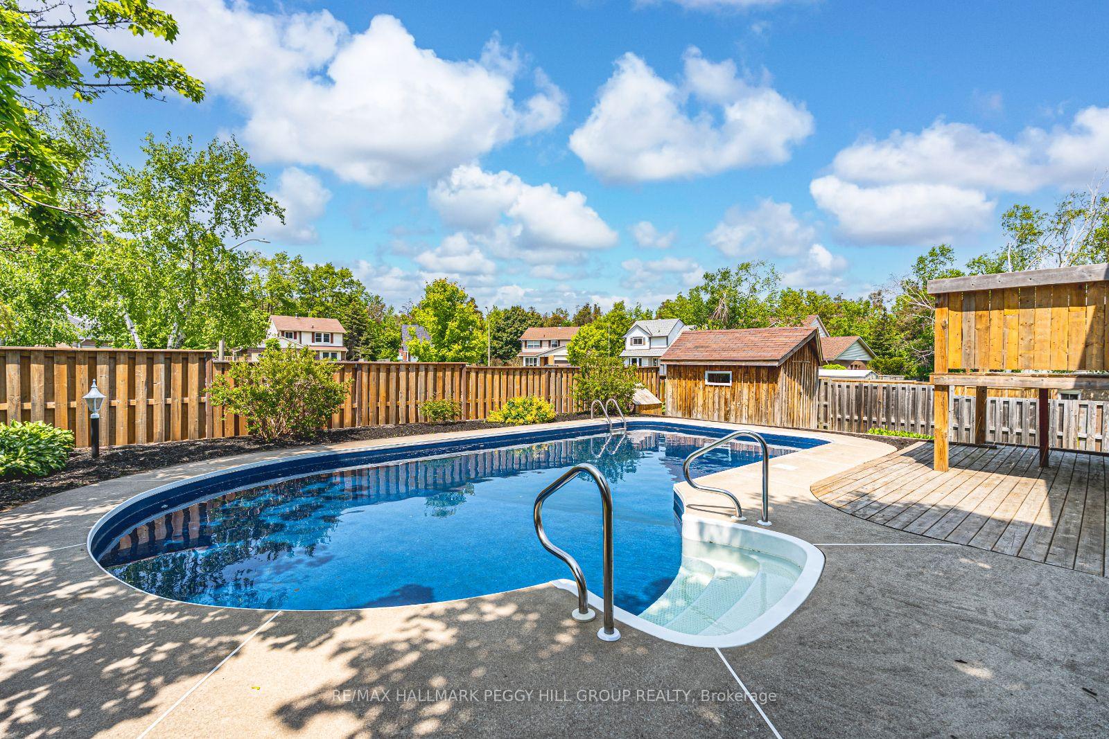 Photo 20 of 20 Shelley Lane, Barrie, Letitia Heights — HOMEH