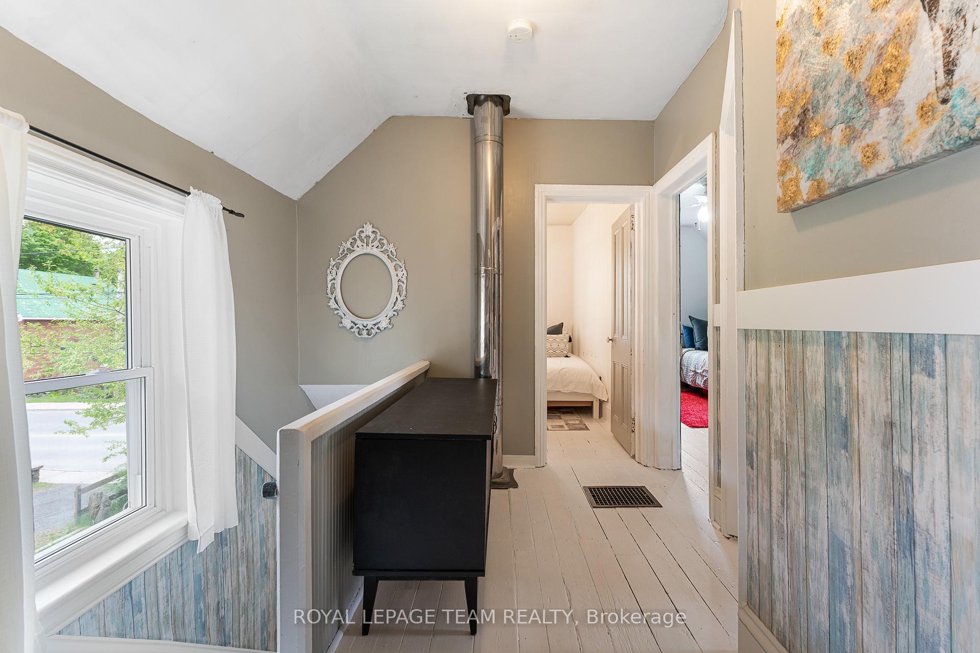 Photo 29 of 378 Donald B Munro Drive, Ottawa, Carp — HOMEH