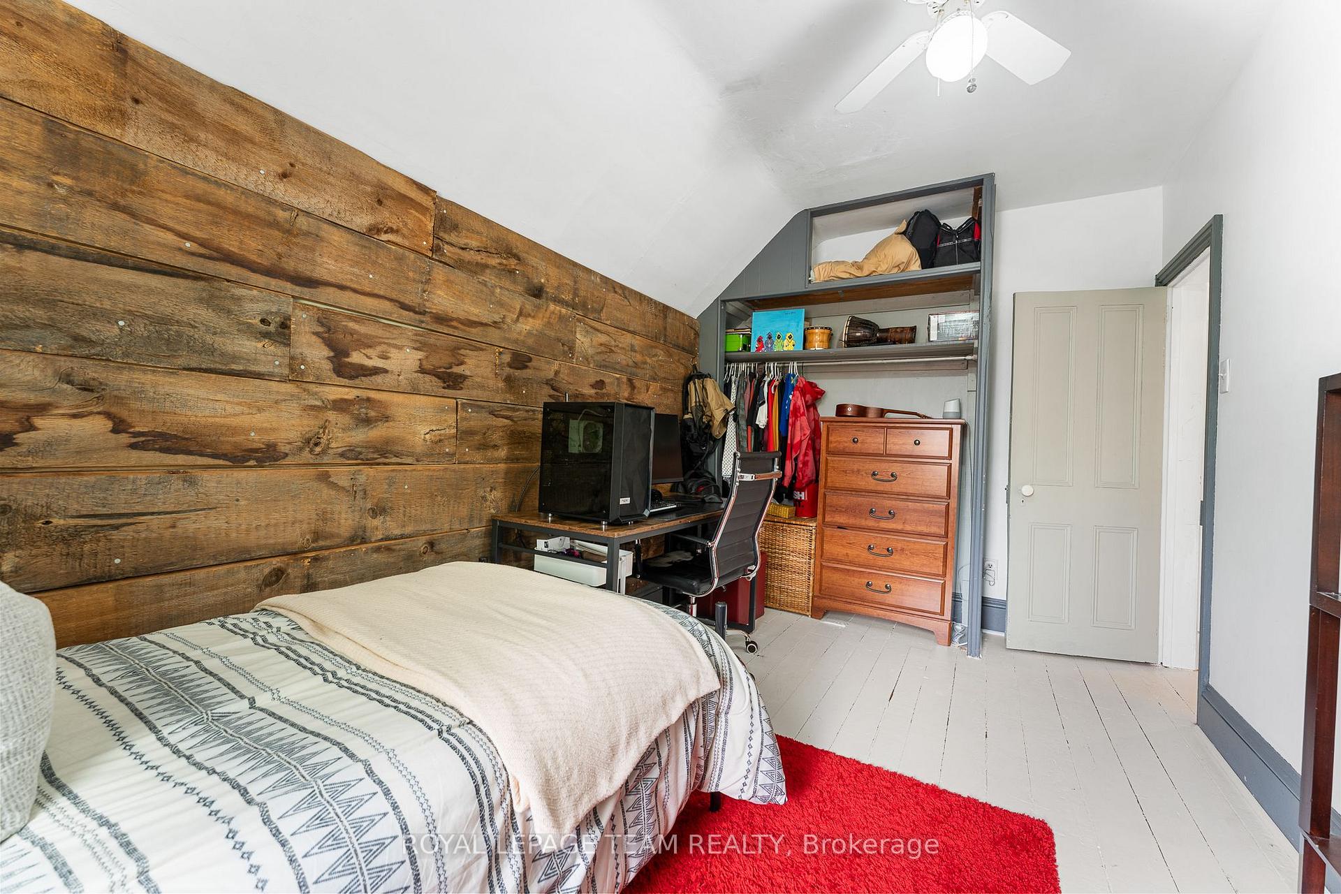 Photo 35 of 378 Donald B Munro Drive, Ottawa, Carp — HOMEH