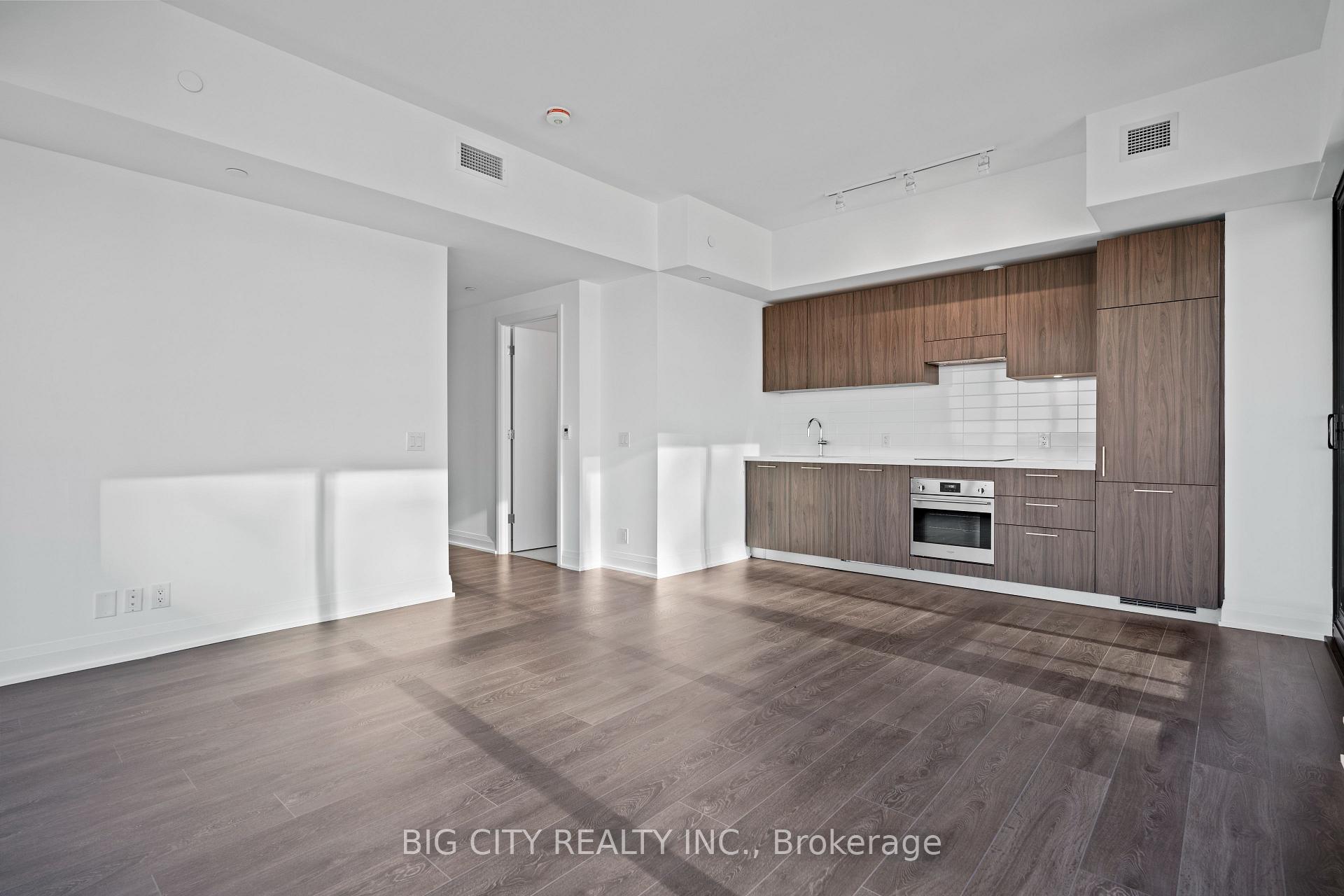 Photo 24 of Unit 1112, 33 Frederick Todd Way, Toronto, Thorncliffe Park — HOMEH