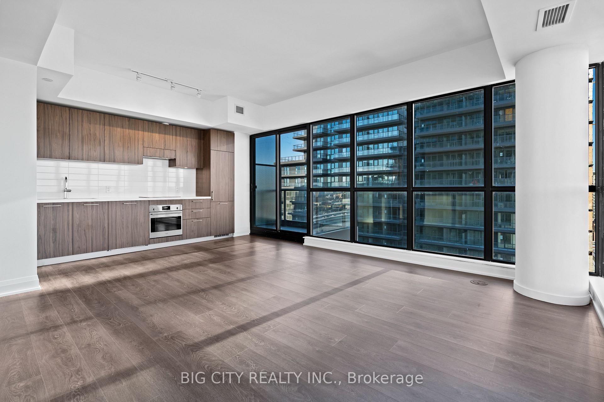 Photo 26 of Unit 1112, 33 Frederick Todd Way, Toronto, Thorncliffe Park — HOMEH