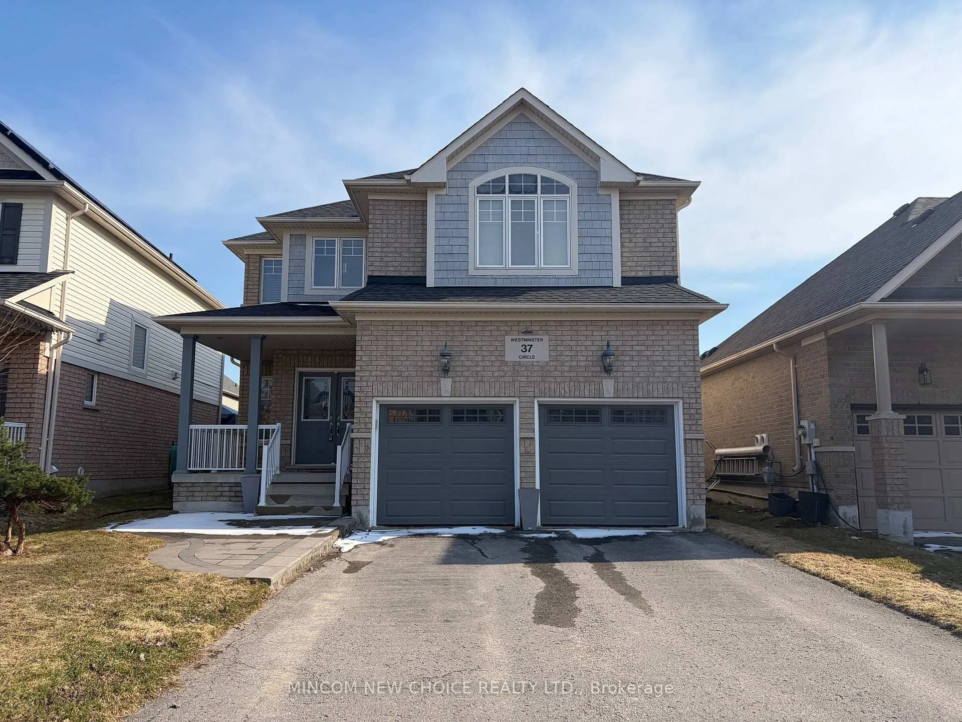Photo 1 of 37 Westminster Circle, Barrie, Innis-Shore — HOMEH