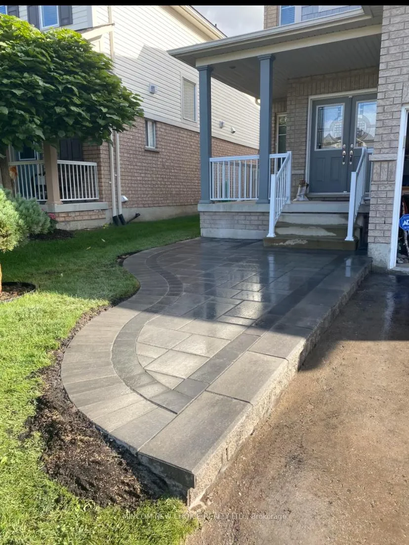 Photo 39 of 37 Westminster Circle, Barrie, Innis-Shore — HOMEH