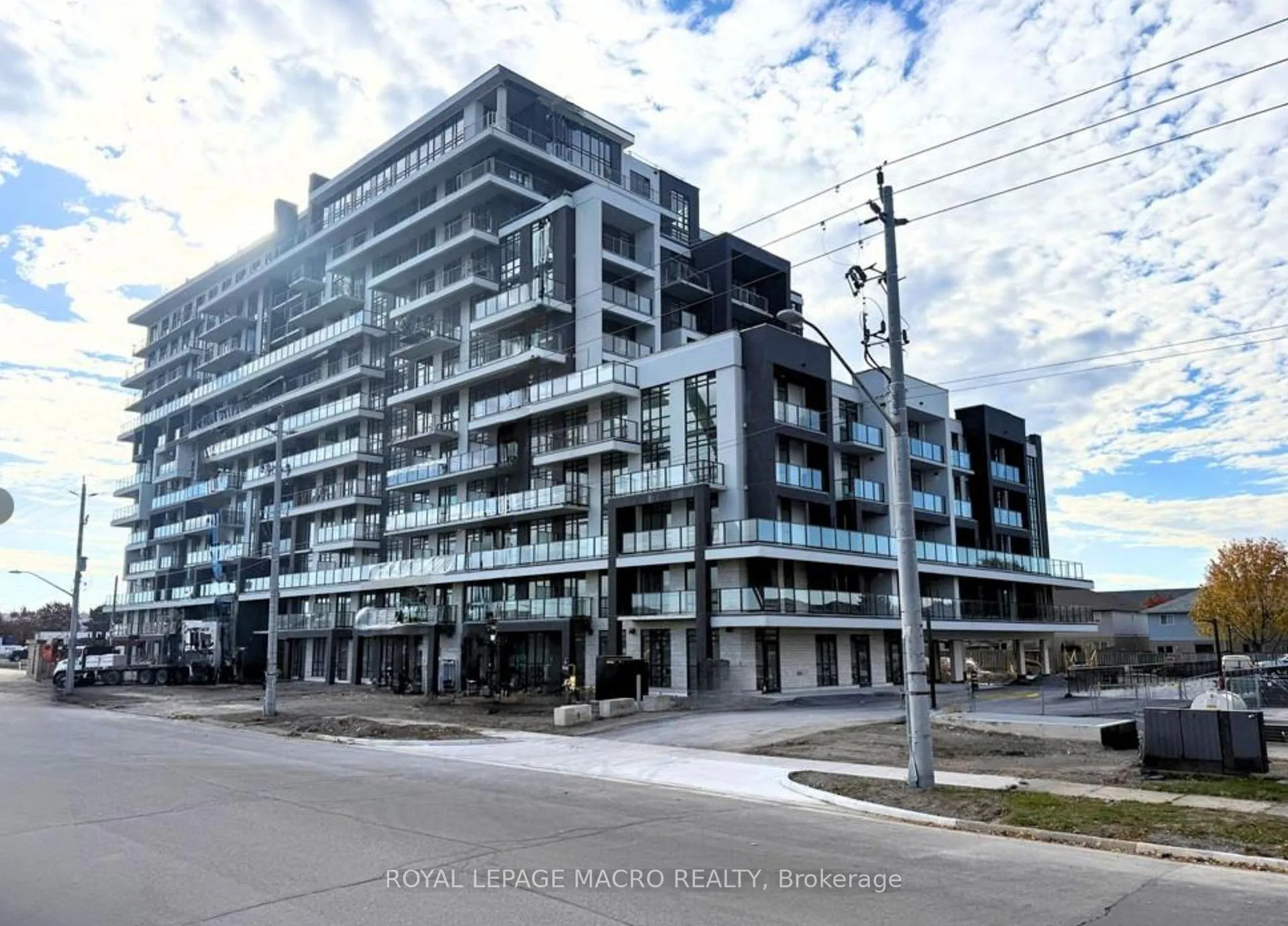 Photo 1 of Unit 428, 461 Green Road, Hamilton, Lakeshore — HOMEH