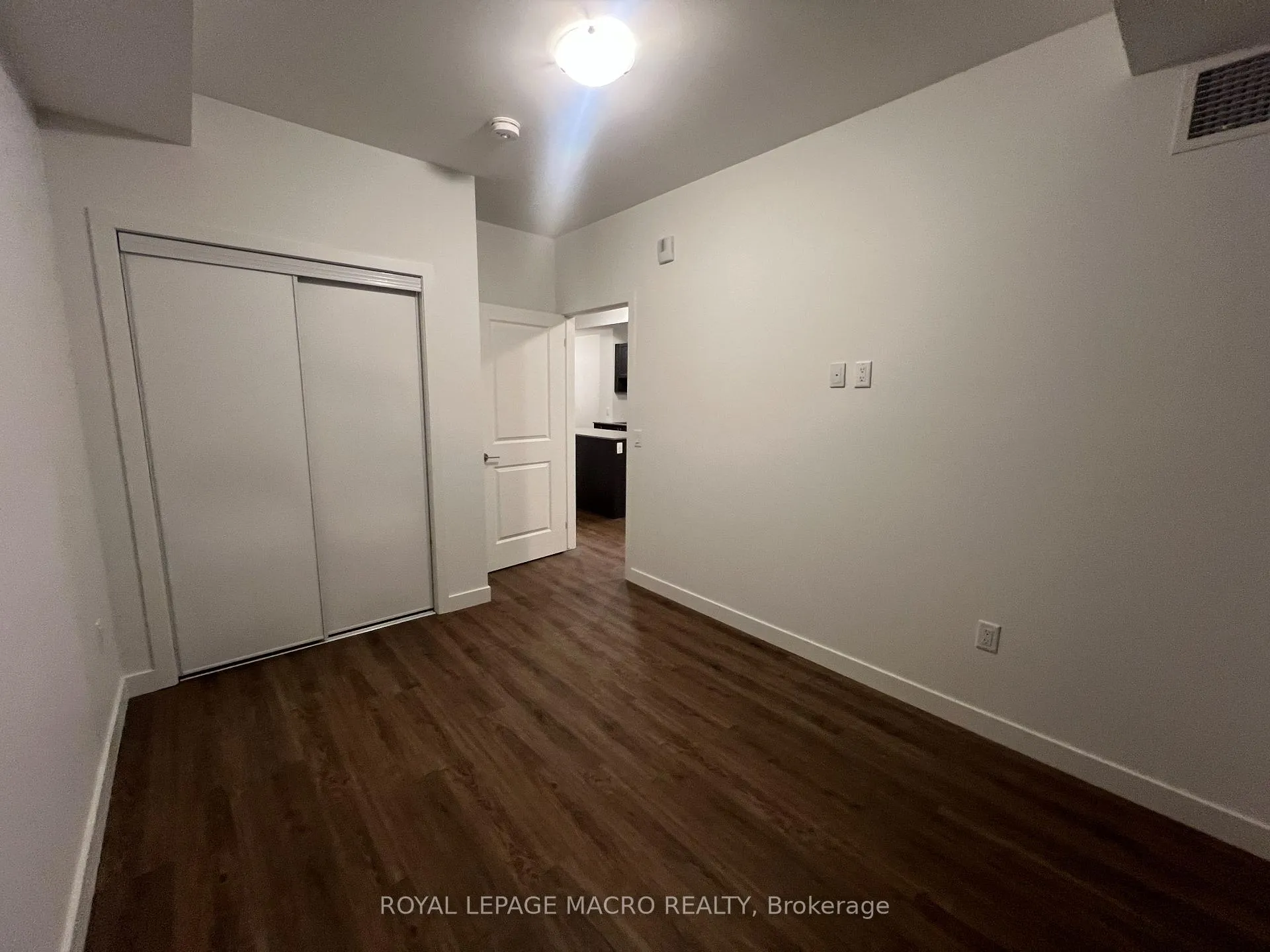Photo 10 of Unit 428, 461 Green Road, Hamilton, Lakeshore — HOMEH
