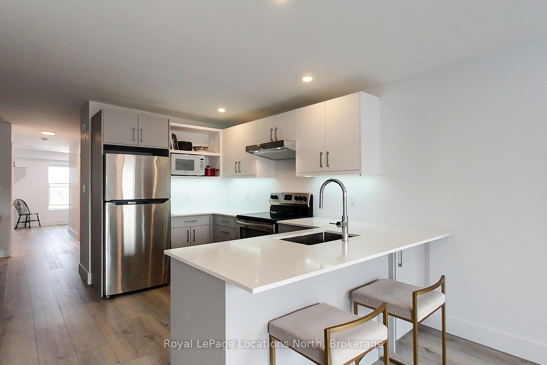 Photo 3 of Unit 302, 10 Trowbridge Street E, Meaford — HOMEH