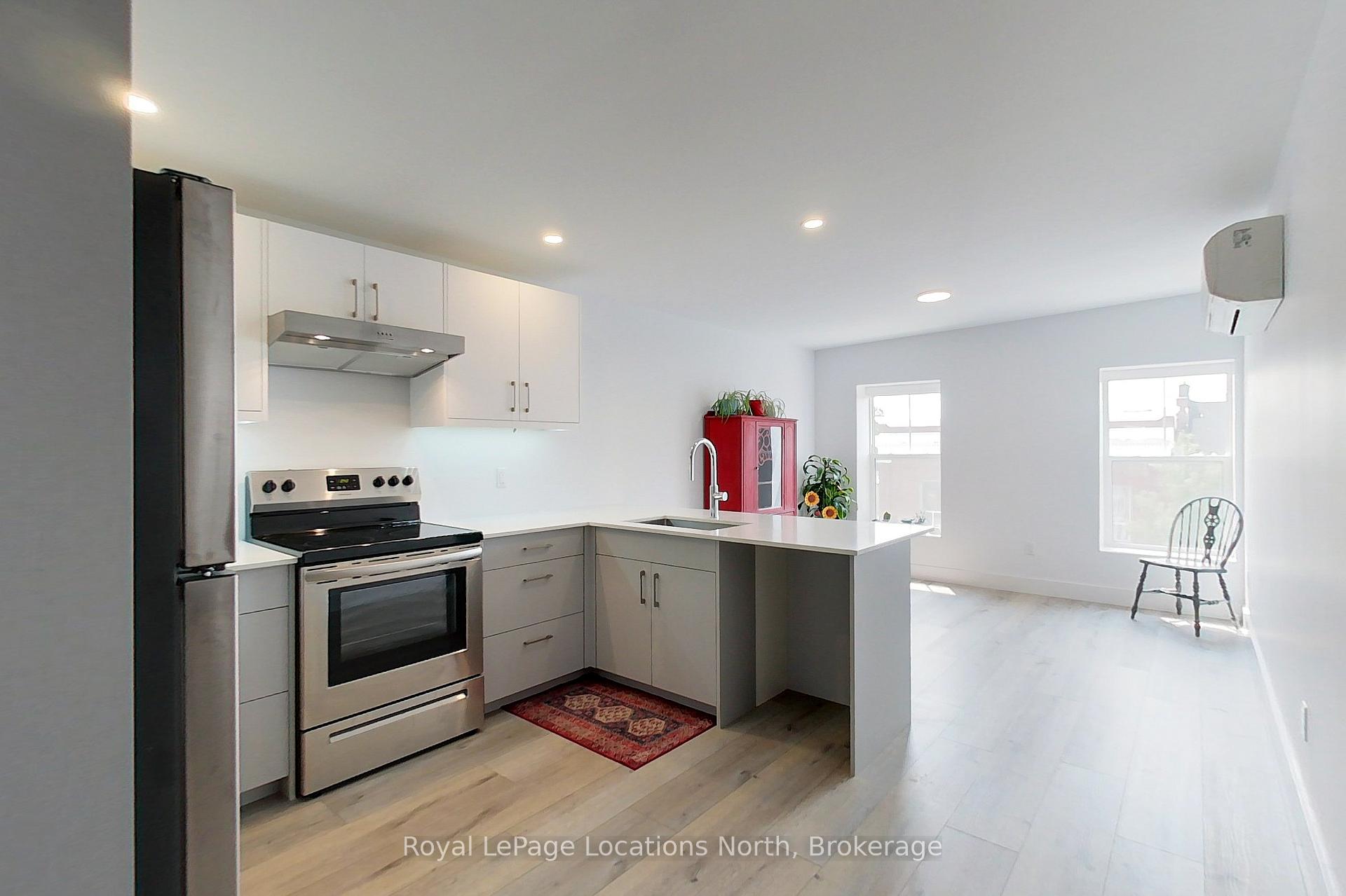 Photo 4 of Unit 302, 10 Trowbridge Street E, Meaford — HOMEH