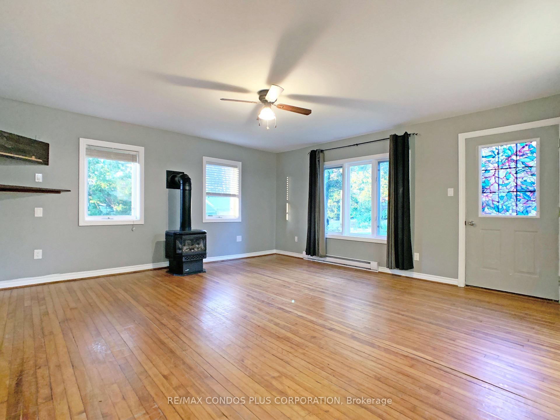 Photo 9 of 20 Joan Street, Georgina, Sutton & Jackson's Point — HOMEH