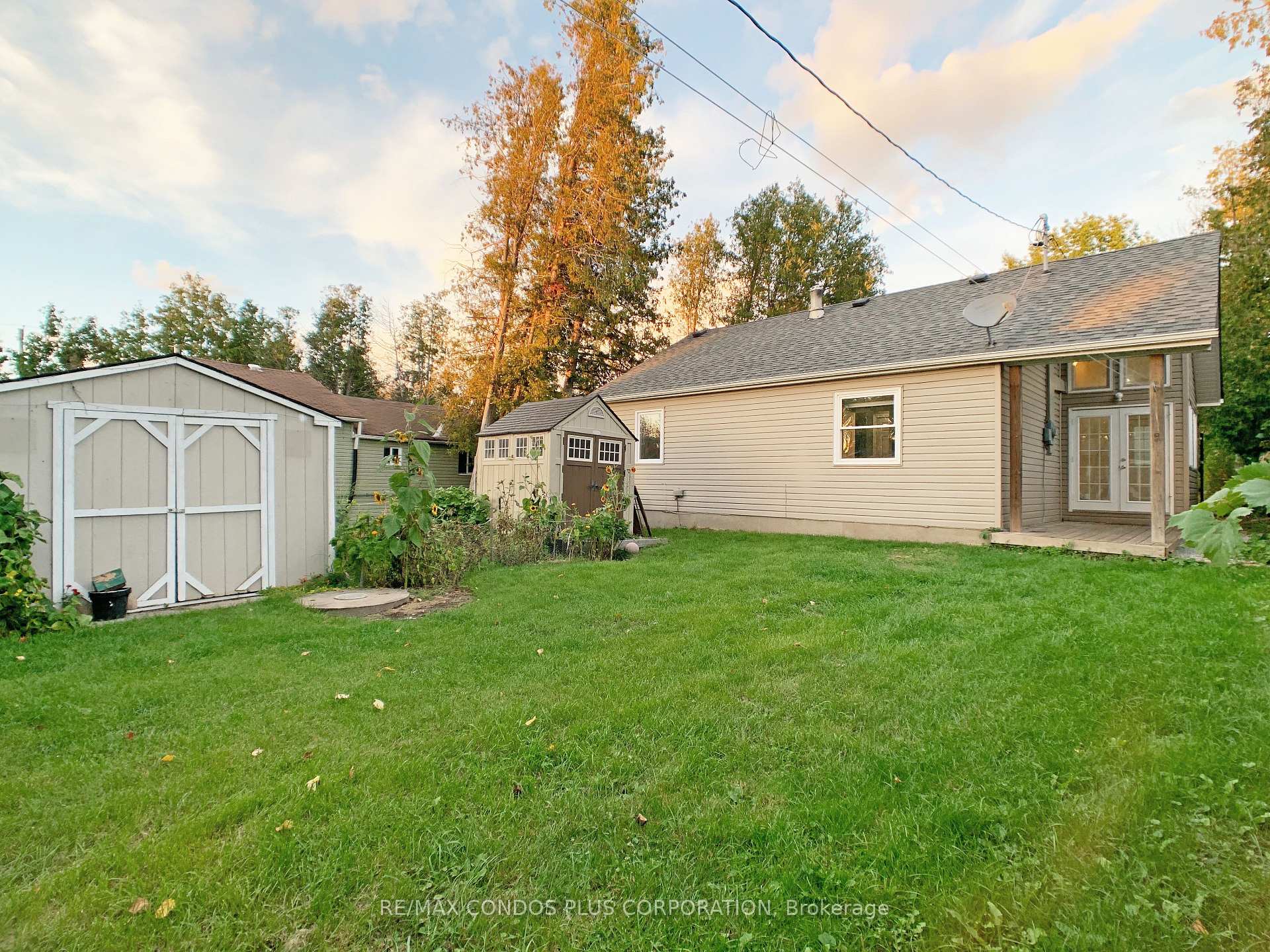 Photo 25 of 20 Joan Street, Georgina, Sutton & Jackson's Point — HOMEH