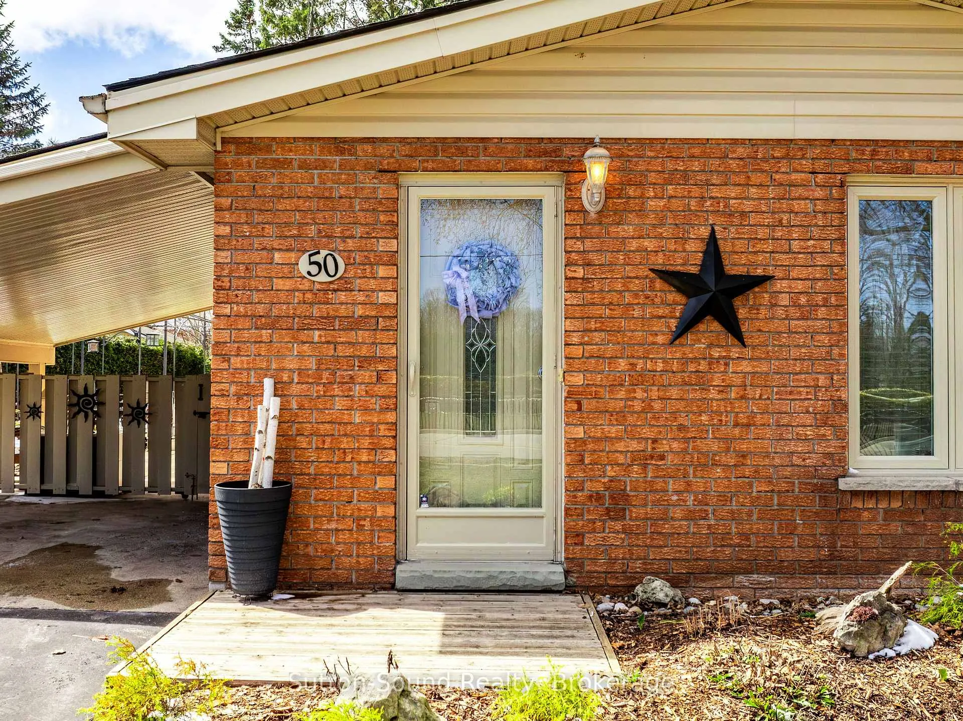 Photo 4 of 50 4th Avenue W, Owen Sound — HOMEH