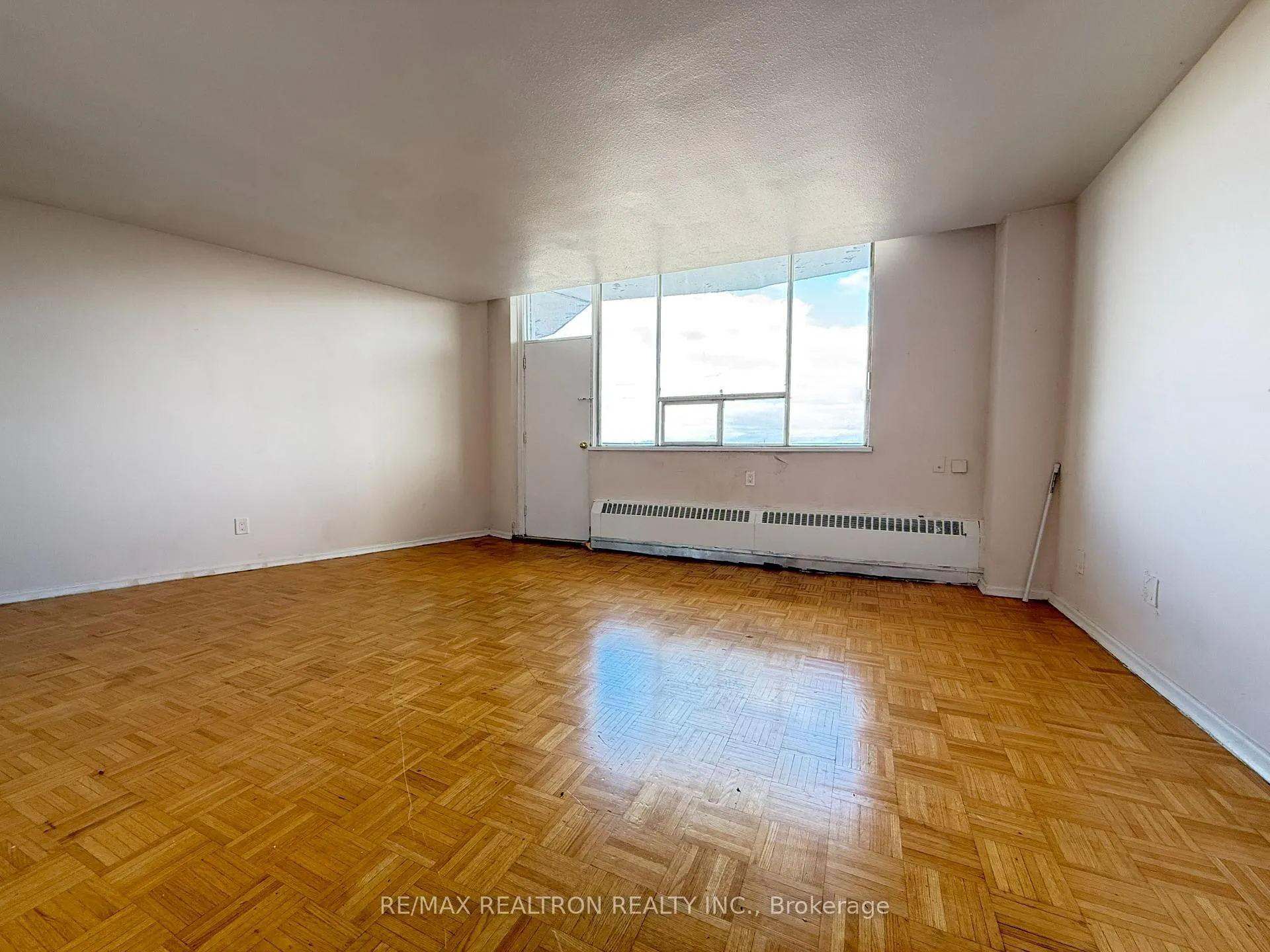 Photo 1 of Unit 1522, 500 Dawes Road, Toronto, O'Connor-Parkview — HOMEH