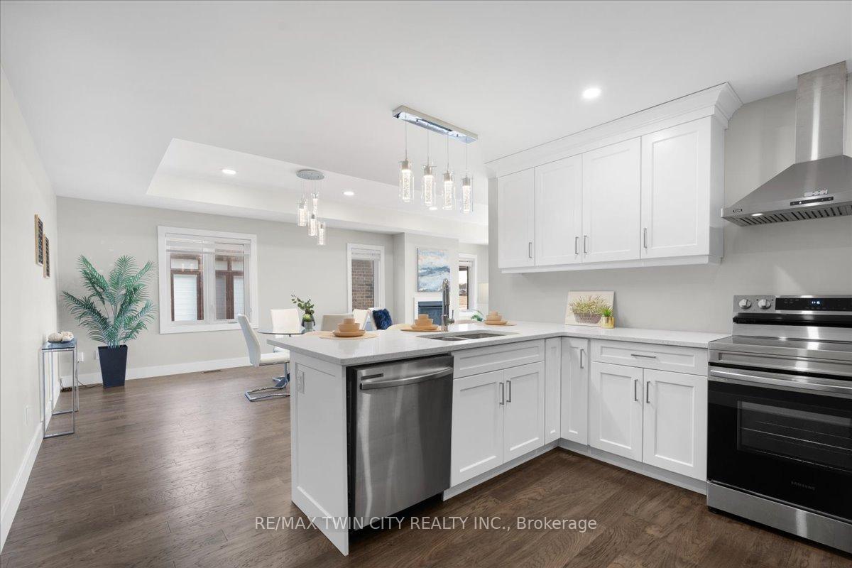 Photo 15 of 21 Bordeaux Place, Chatham-Kent, Chatham — HOMEH