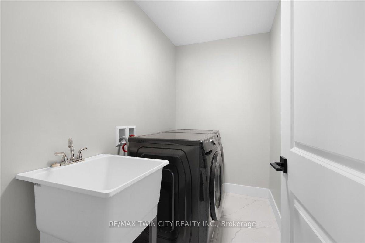 Photo 38 of 21 Bordeaux Place, Chatham-Kent, Chatham — HOMEH