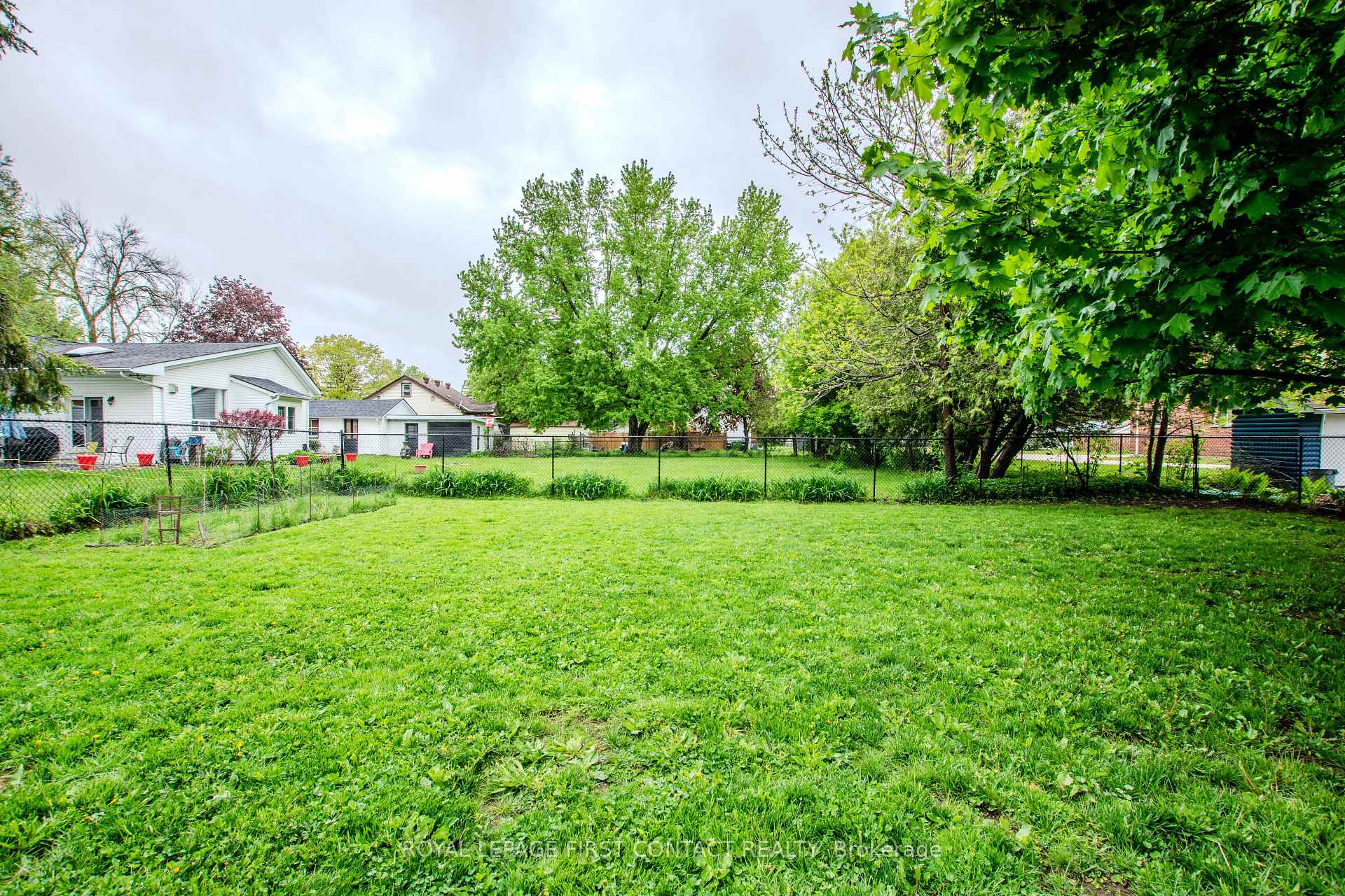 Photo 2 of 224 William Street, Clearview, Stayner — HOMEH