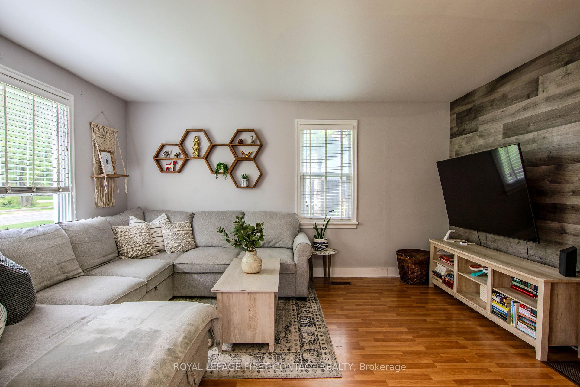 Photo 10 of 224 William Street, Clearview, Stayner — HOMEH