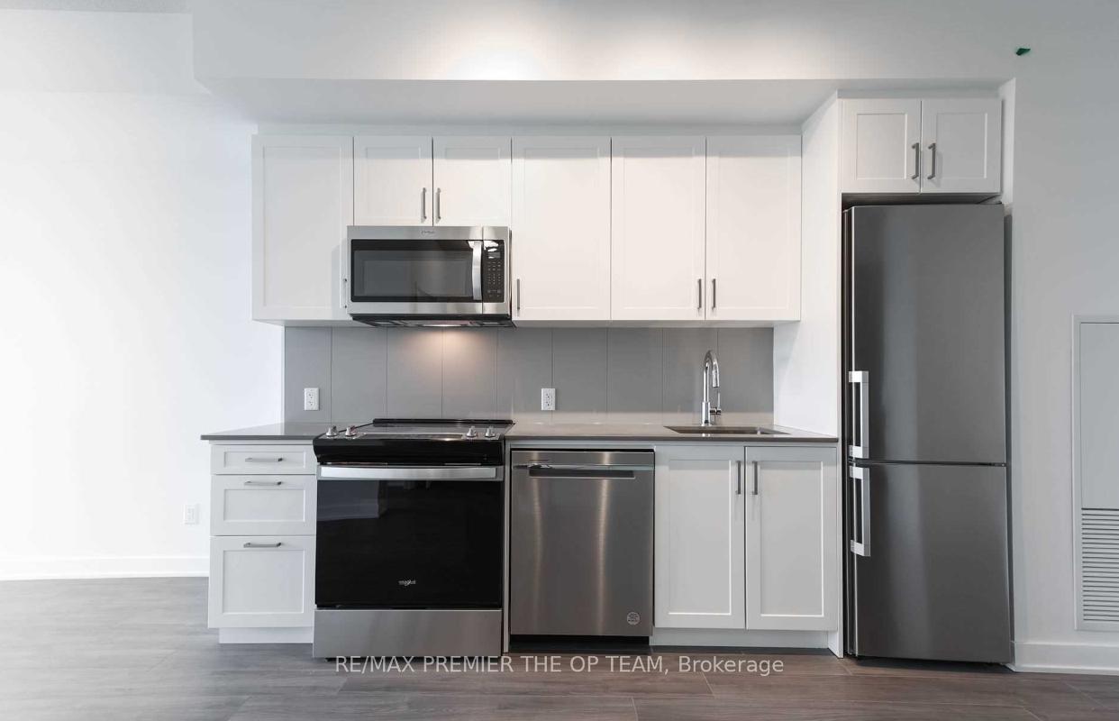 Photo 16 of Unit 416, 681 Yonge Street, Barrie, Painswick South — HOMEH