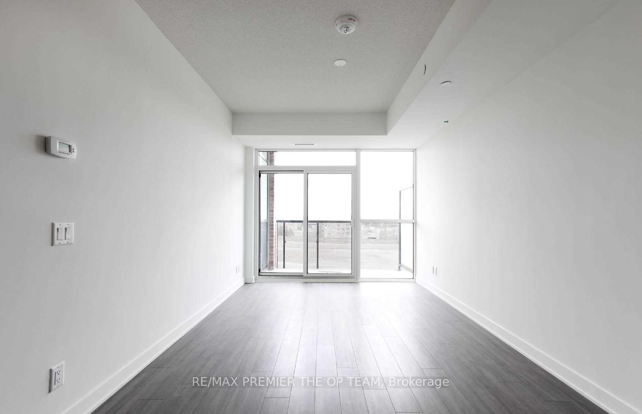 Photo 18 of Unit 416, 681 Yonge Street, Barrie, Painswick South — HOMEH