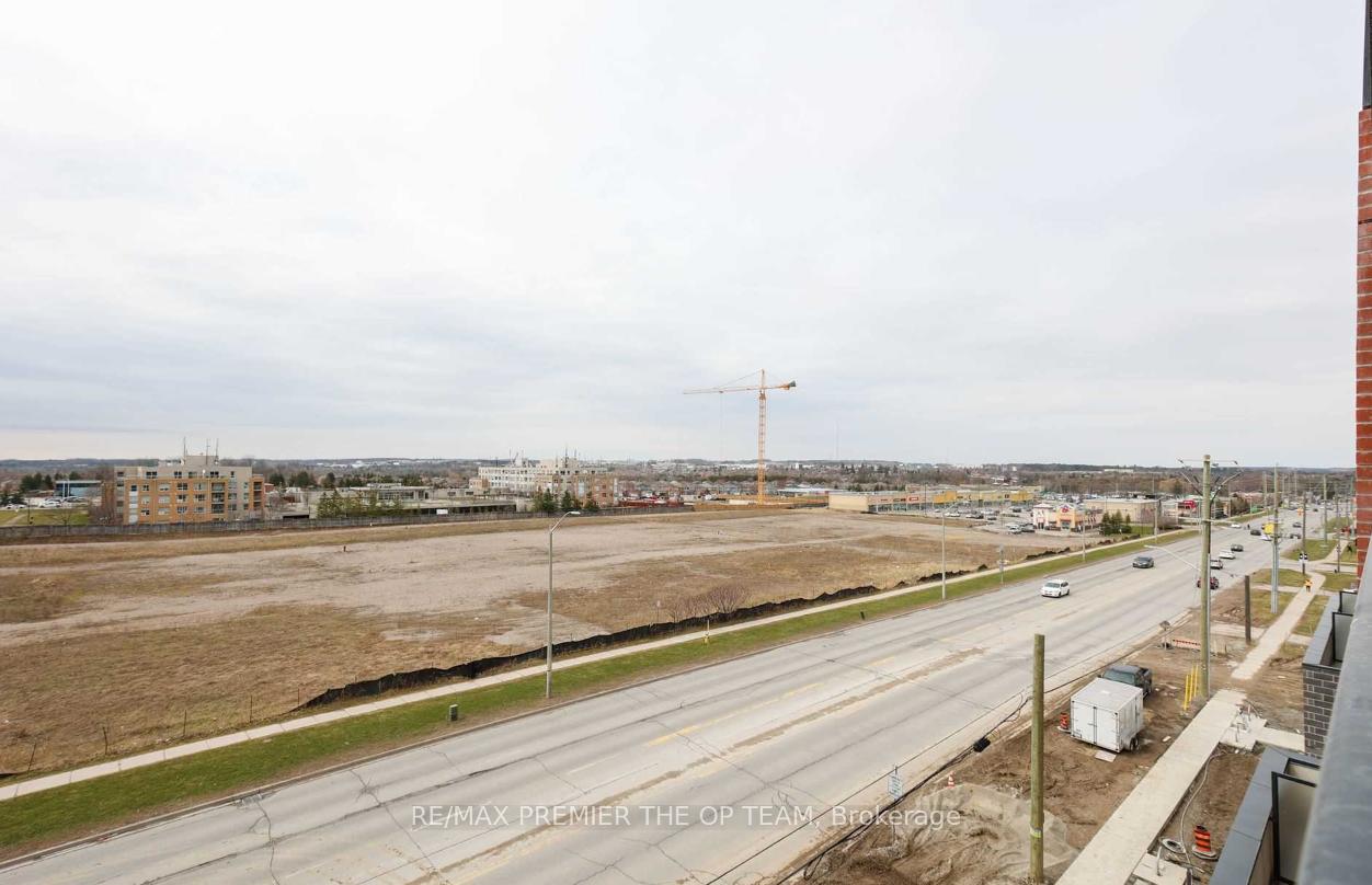 Photo 28 of Unit 416, 681 Yonge Street, Barrie, Painswick South — HOMEH