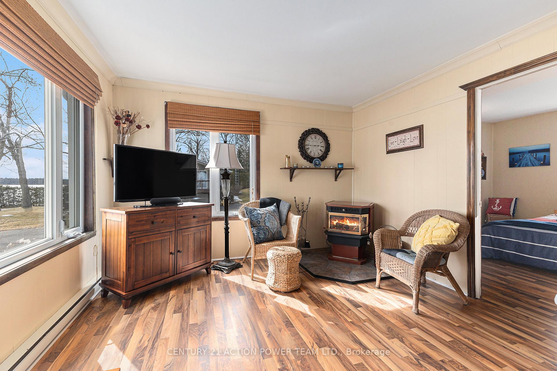Photo 7 of 2839 Domaine Chartrand Road E, Champlain, Champlain Twp — HOMEH