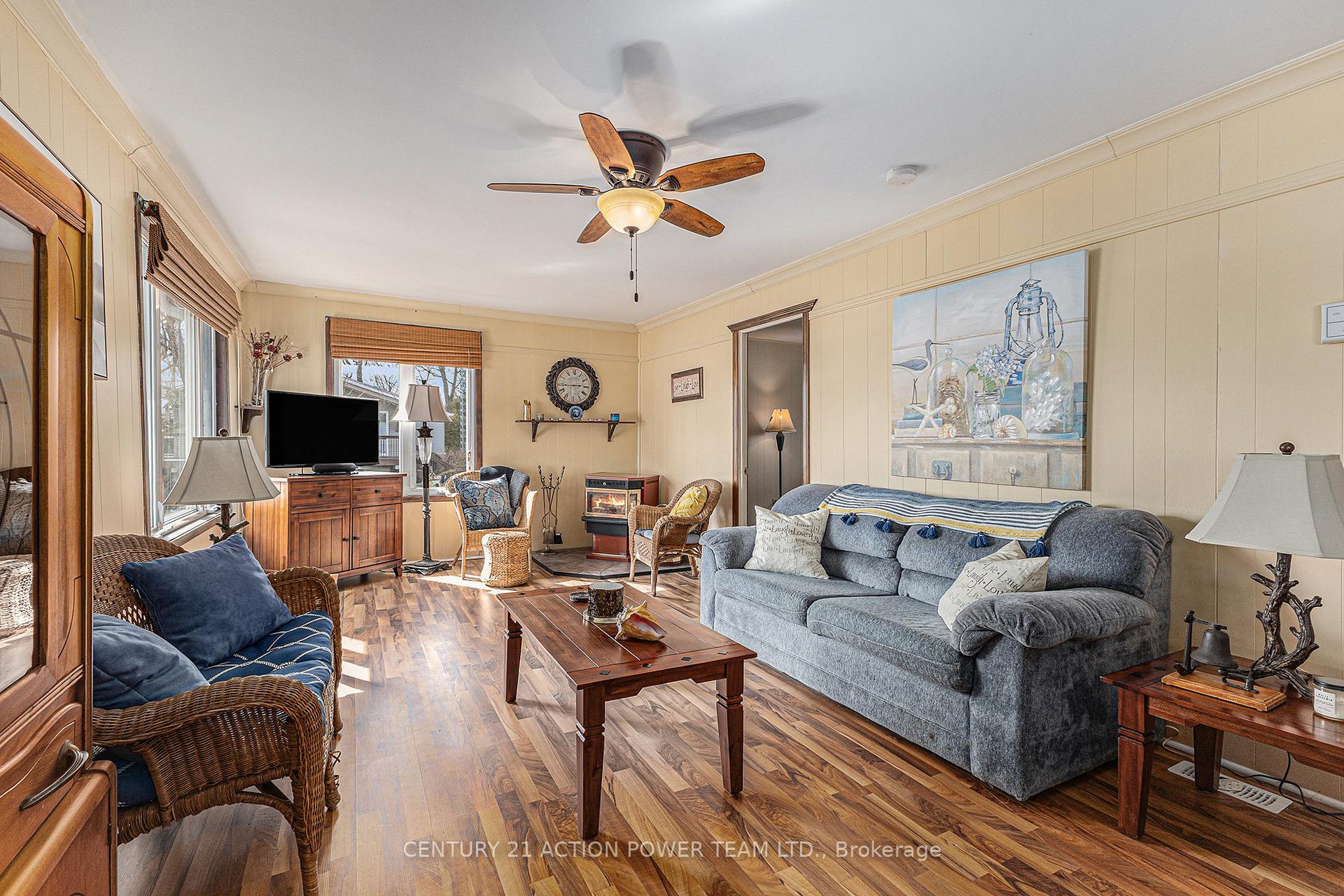 Photo 9 of 2839 Domaine Chartrand Road E, Champlain, Champlain Twp — HOMEH