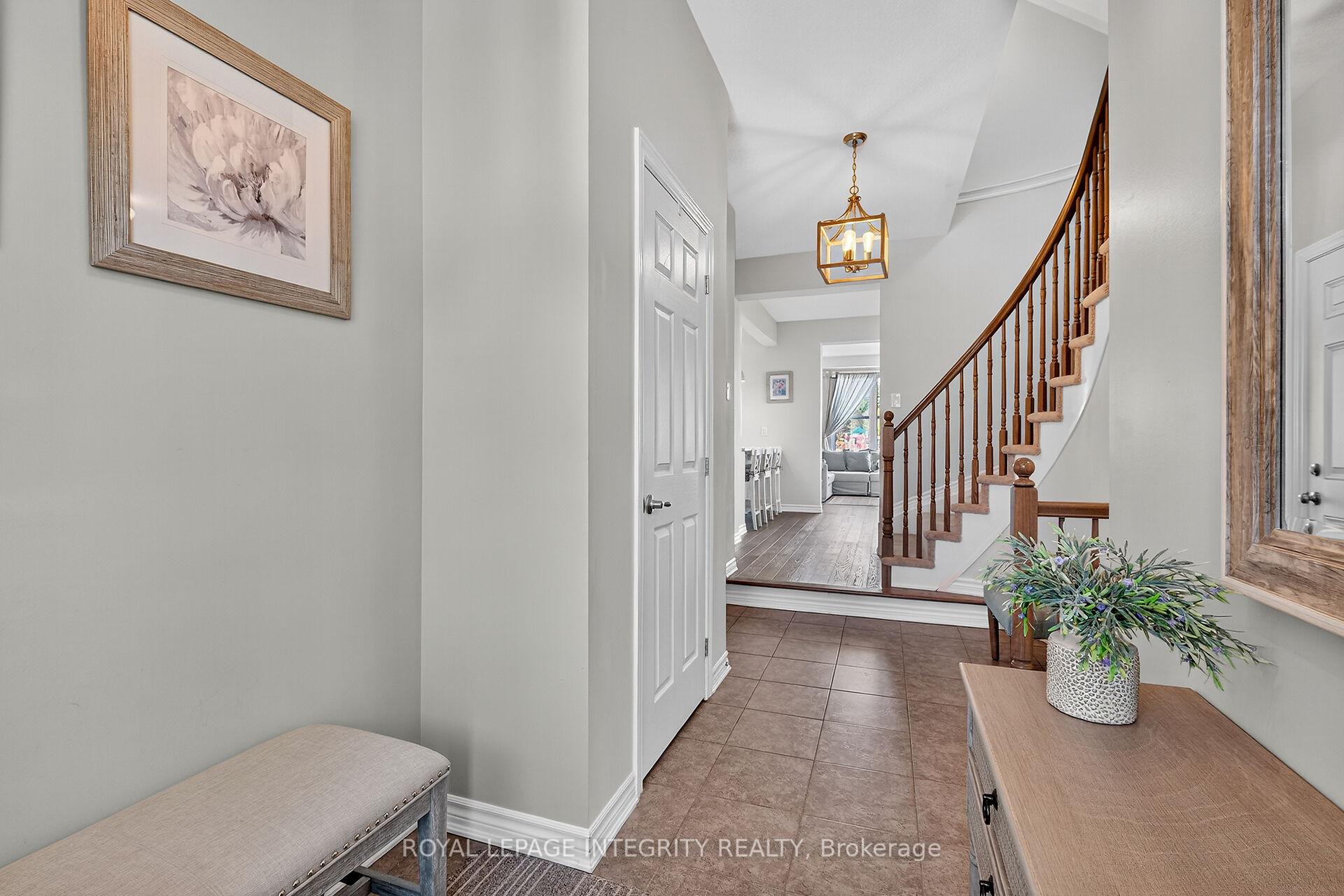 Photo 7 of 1112 Apolune Street, Ottawa, Barrhaven - Half Moon Bay — HOMEH